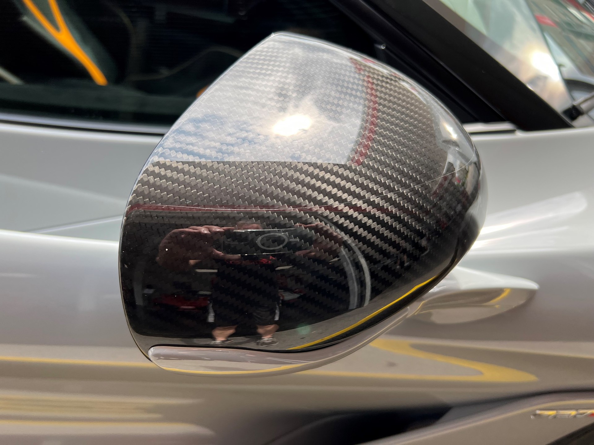 McLAREN 720S Coupé Performance 4.0 V8 SSG-image-16
