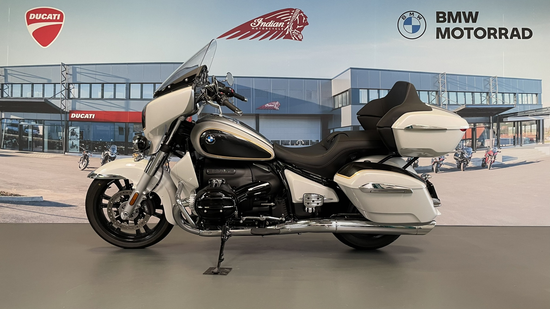 BMW R 18 Transcontinental-image-3
