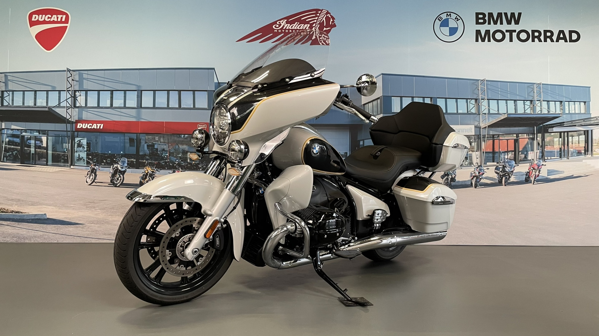 BMW R 18 Transcontinental-image-2