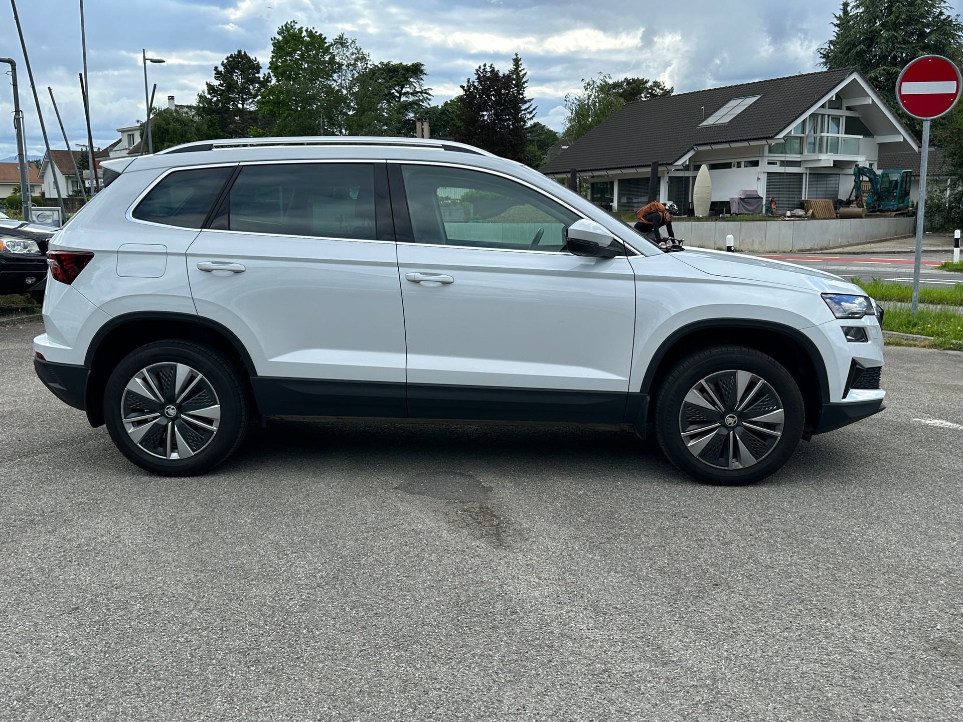 SKODA Karoq 1.5 TSI Style DSG-image-1