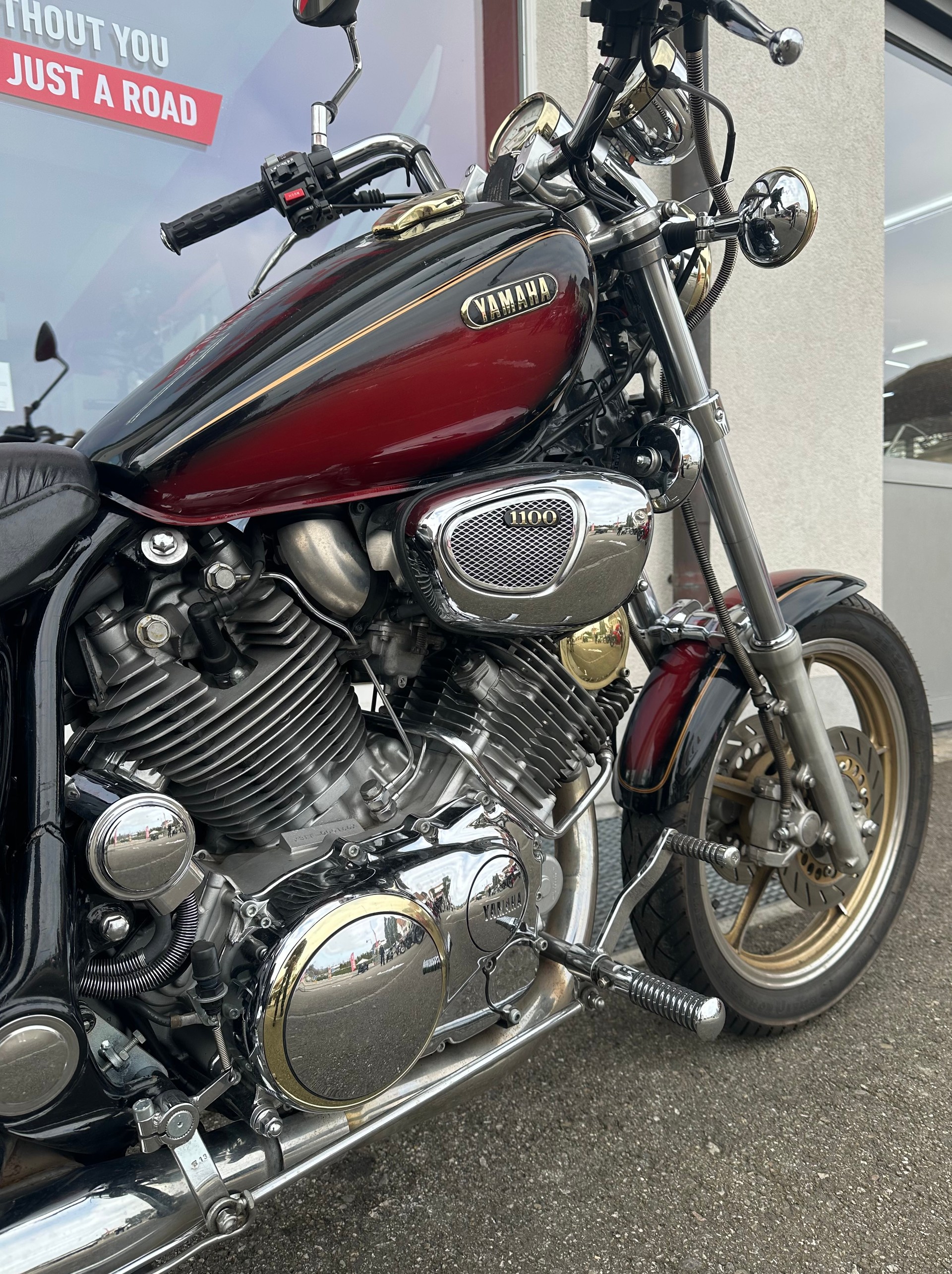 YAMAHA XV 1100 Virago-showroom-element-3