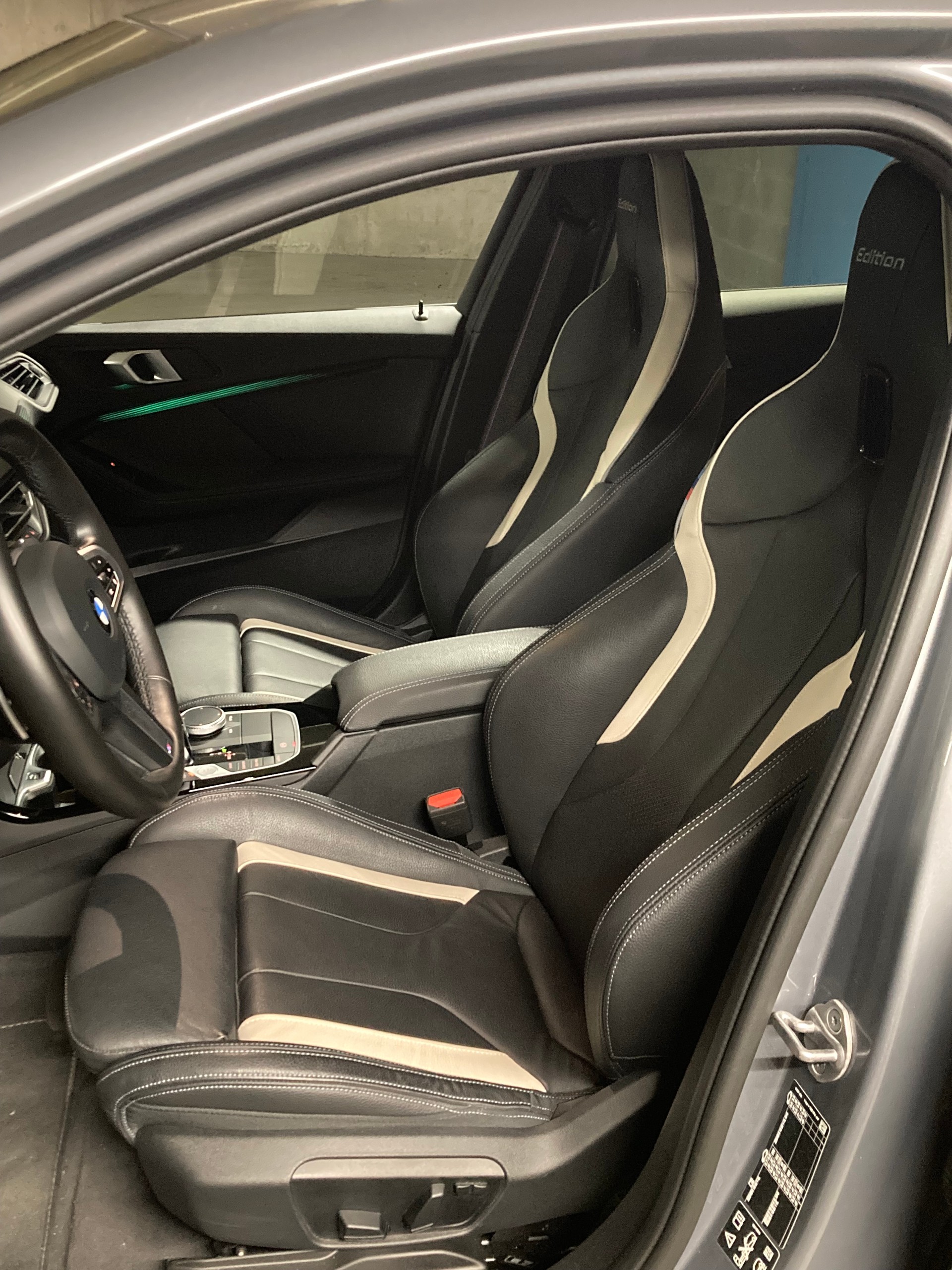 BMW M135i xDrive M Sport Pro Steptronic-image-10