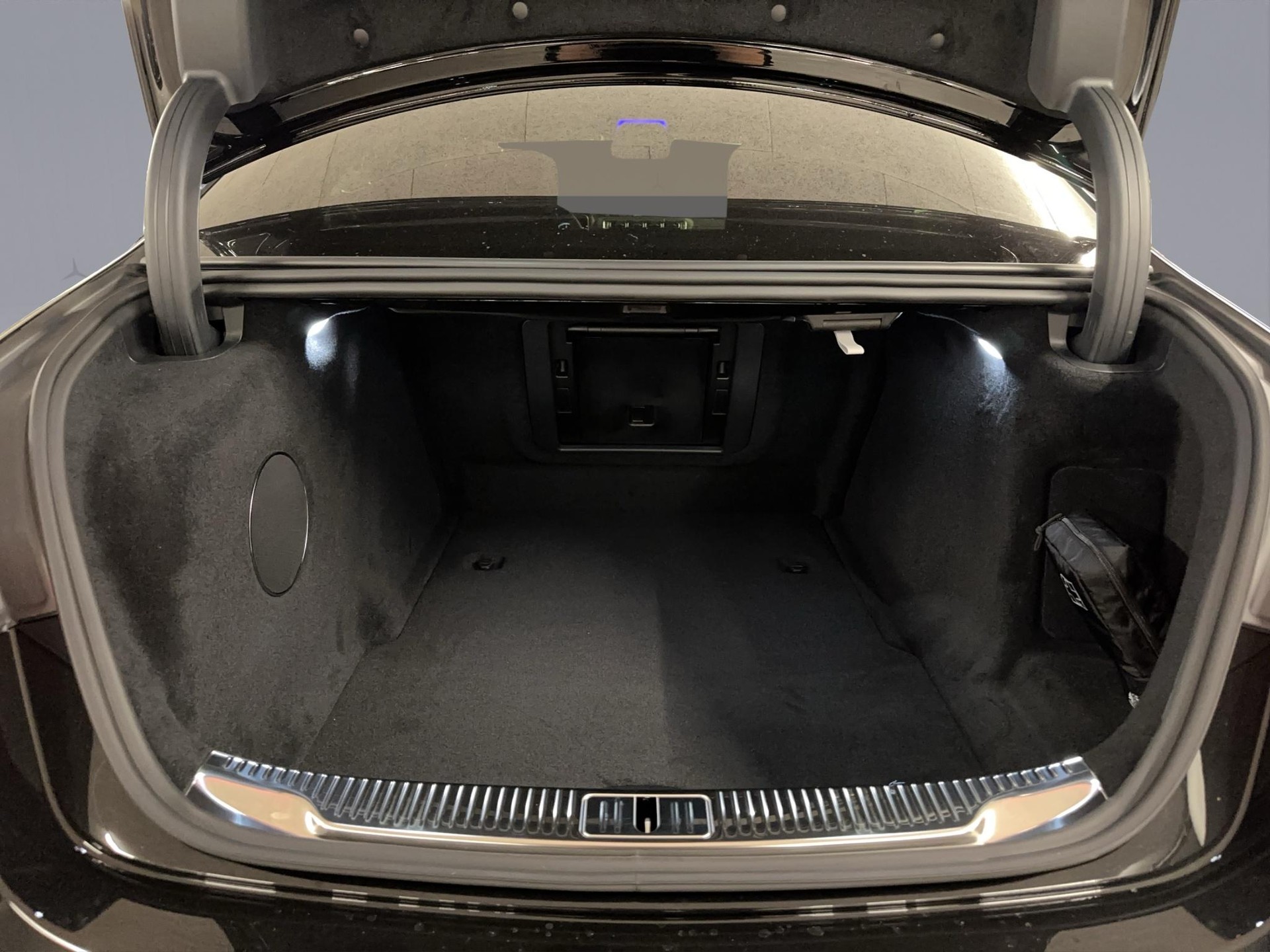 MERCEDES-BENZ S 450 d 4matic lang-image-14