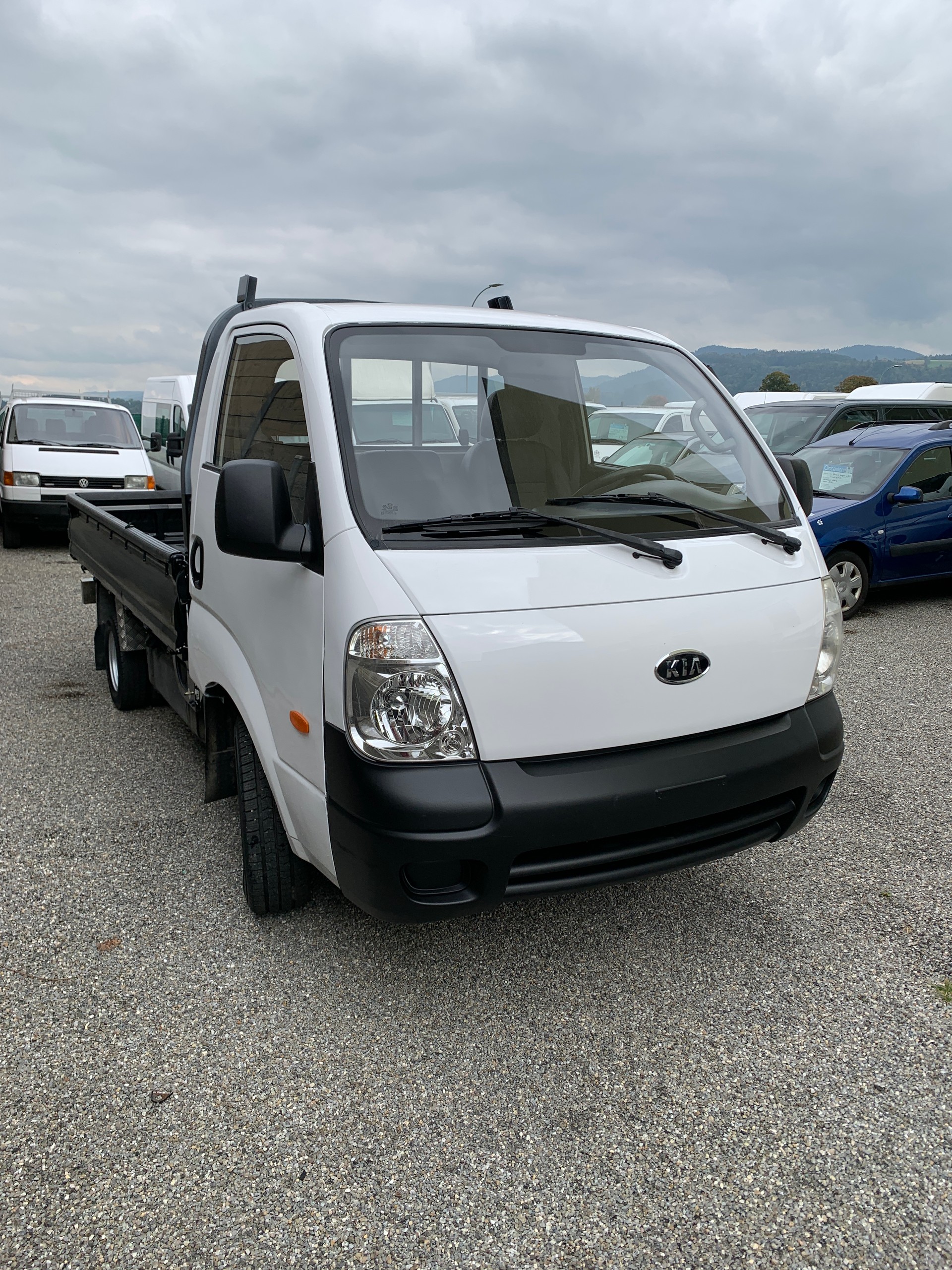 KIA K2900-showroom-element-3