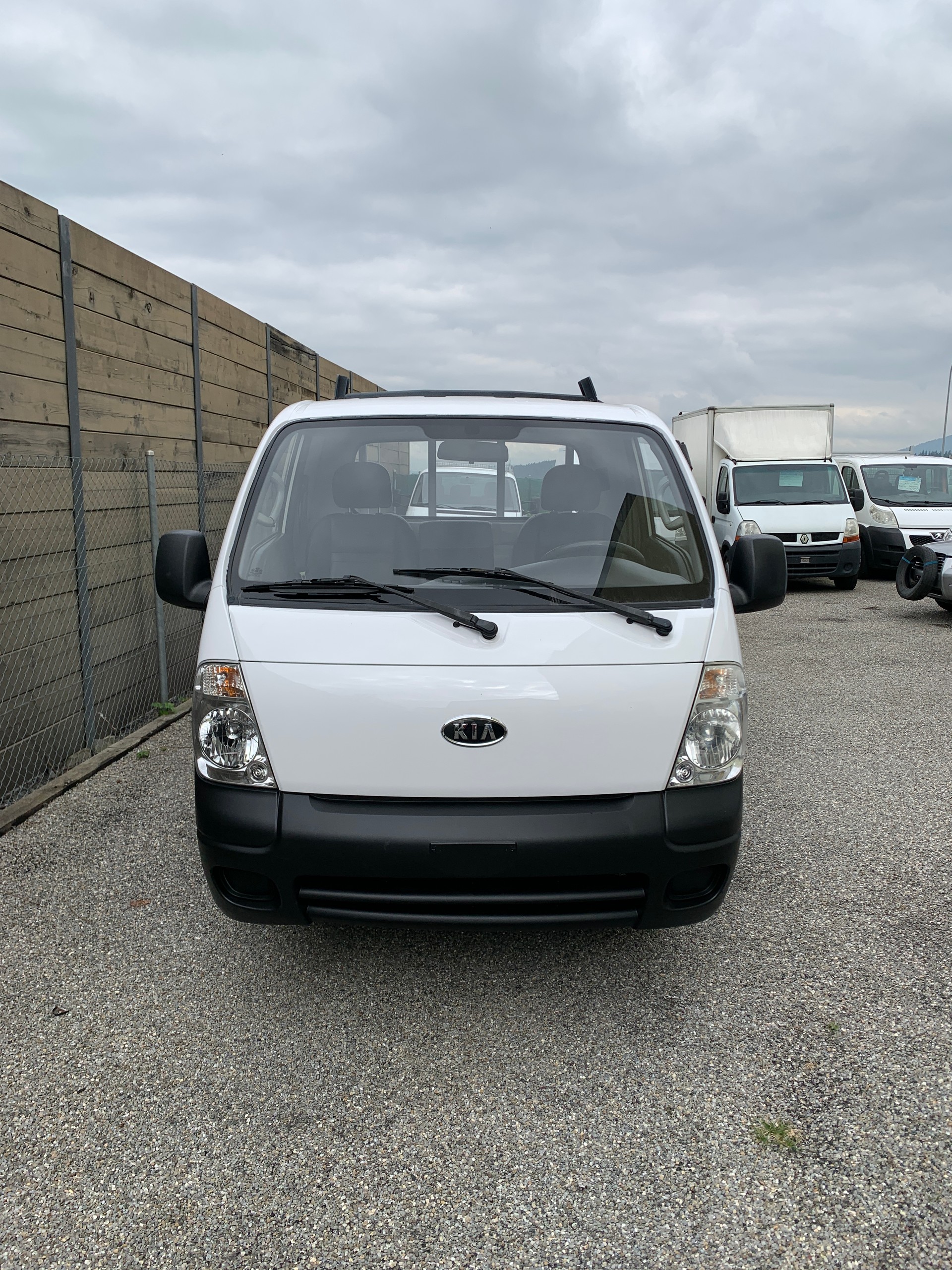 KIA K2900-image-4