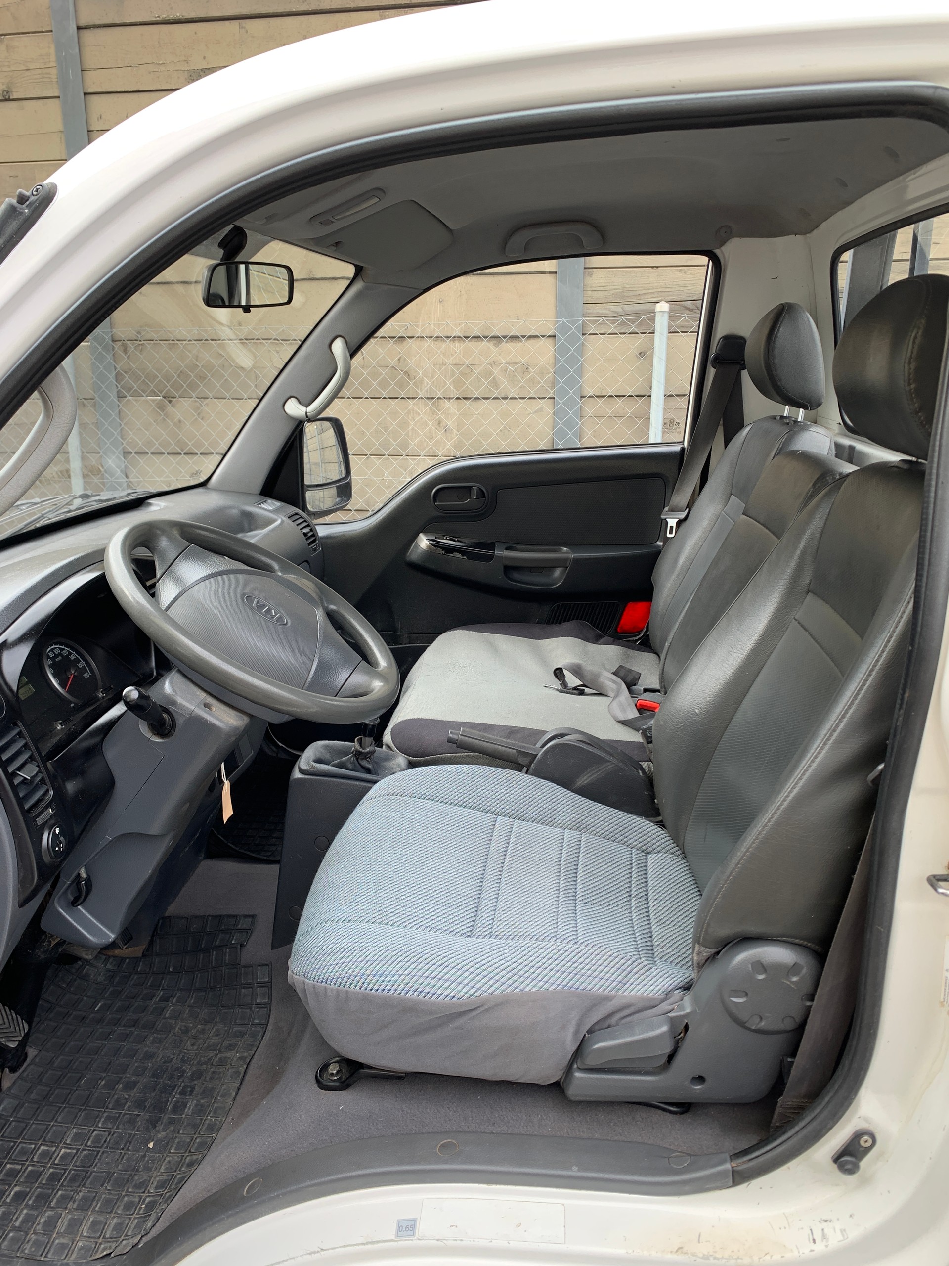 KIA K2900-image-5