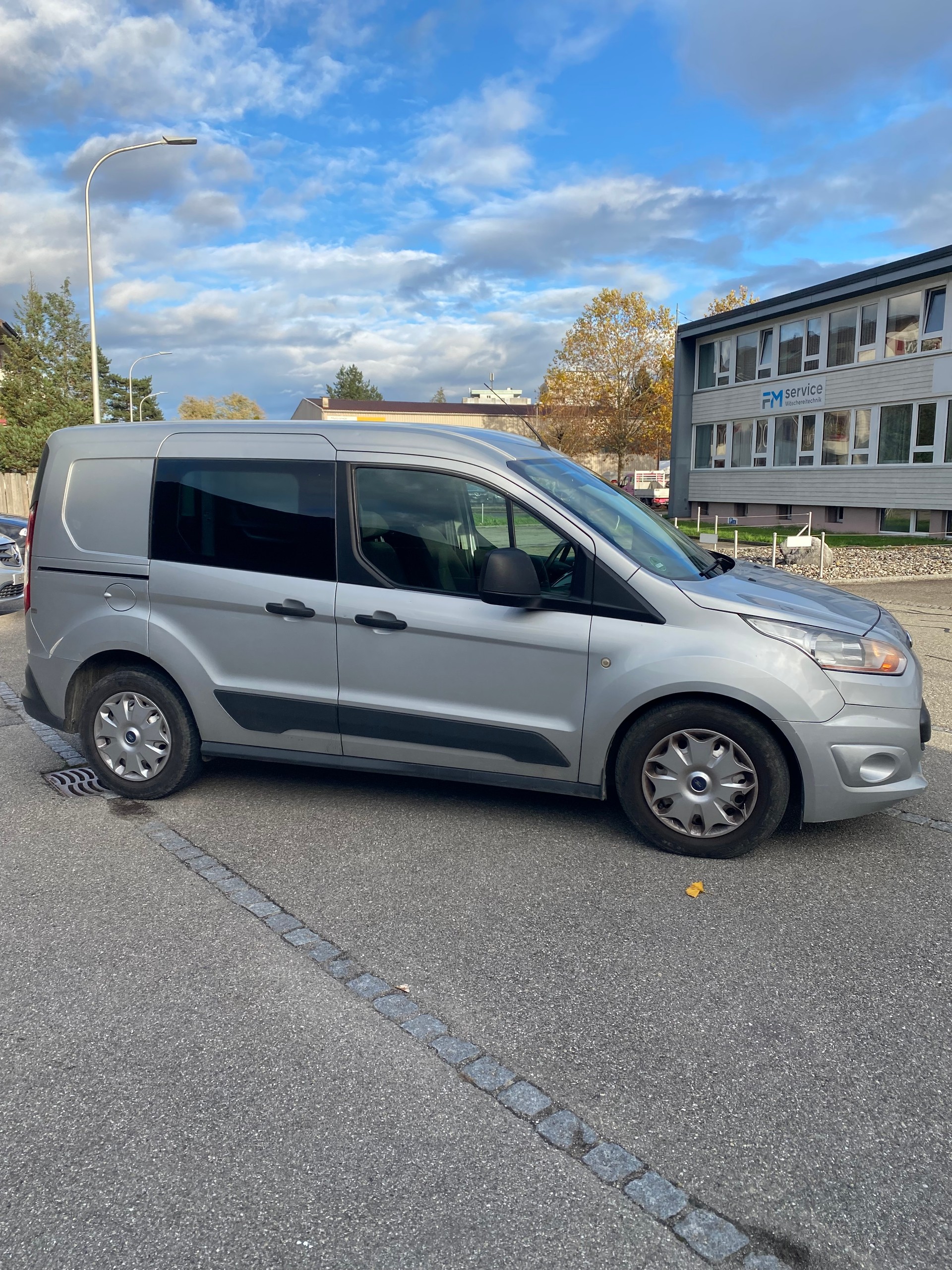 FORD Transit Connect Van T200 1.6 TDCi Trend-image-4
