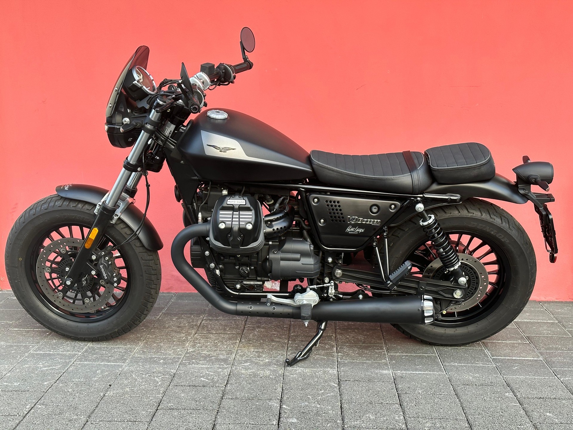 MOTO GUZZI V9 850 Bobber-image-10
