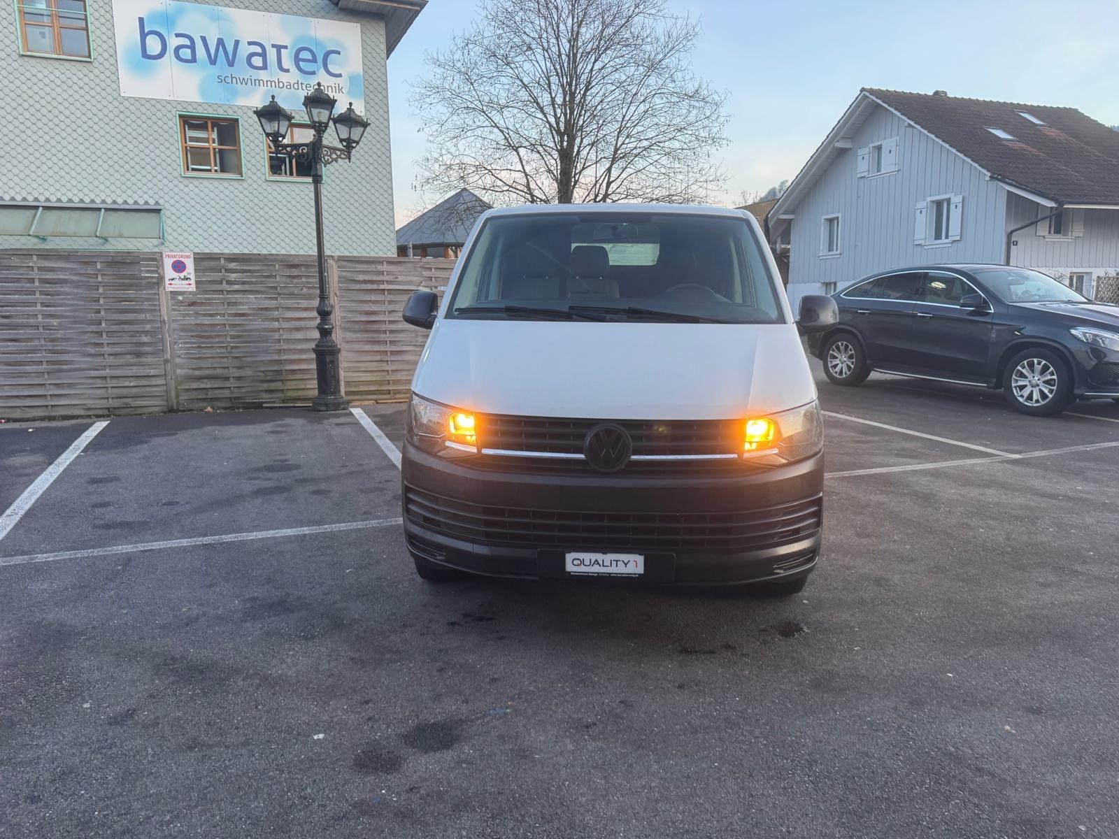 VW T6 2.0 TDI Entry-showroom-element-2