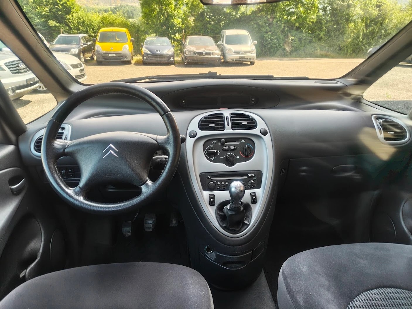 CITROEN Xsara Picasso 1.6i 16V Exclusive-image-4