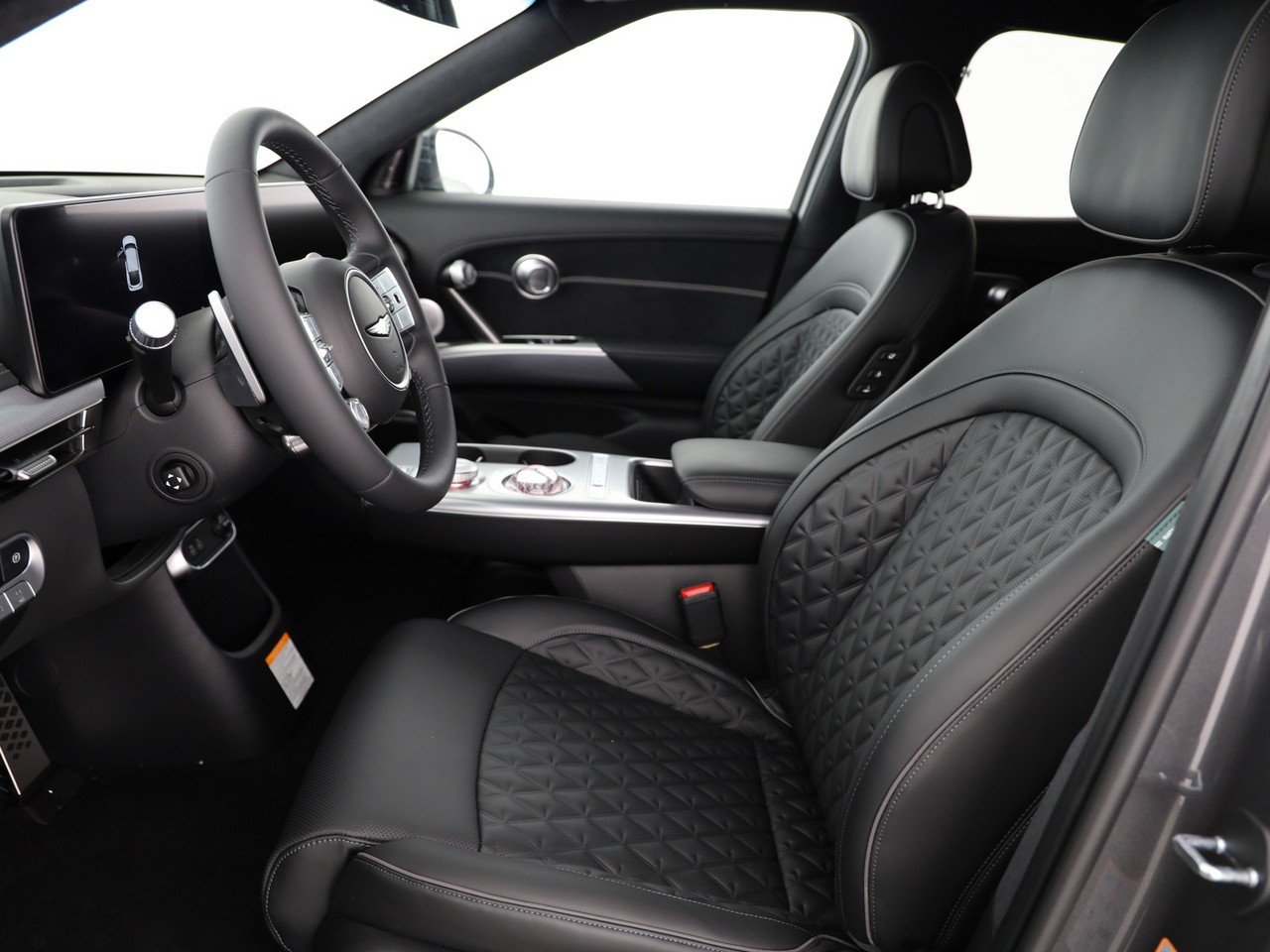 GENESIS GV60 77.4 kWh Sport Plus AWD-showroom-element-3