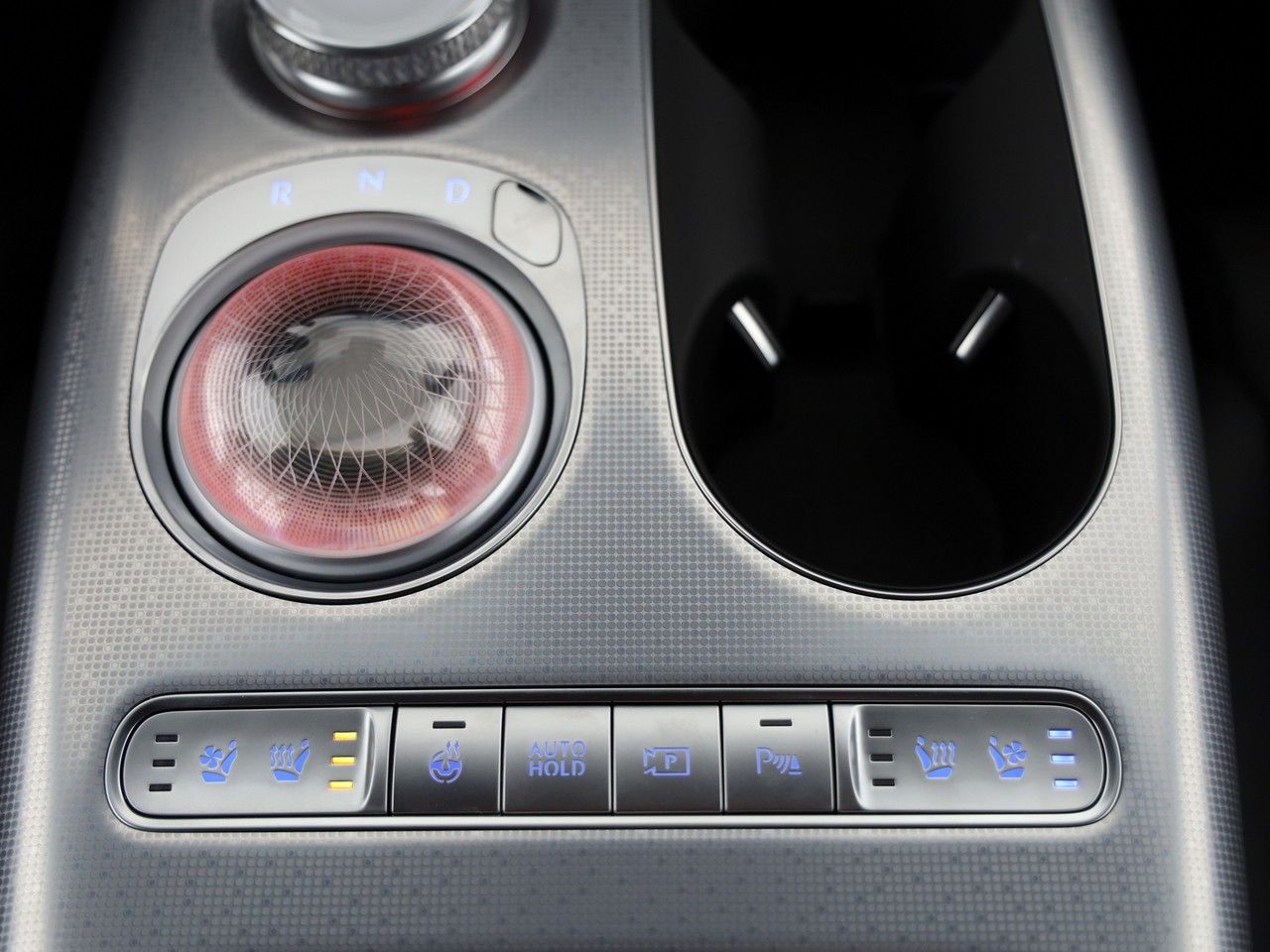 GENESIS GV60 77.4 kWh Sport Plus AWD-image-13
