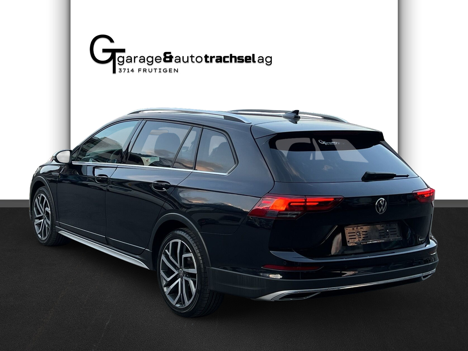 VW Golf 2.0 TDI Alltrack DSG 4Motion-showroom-element-2