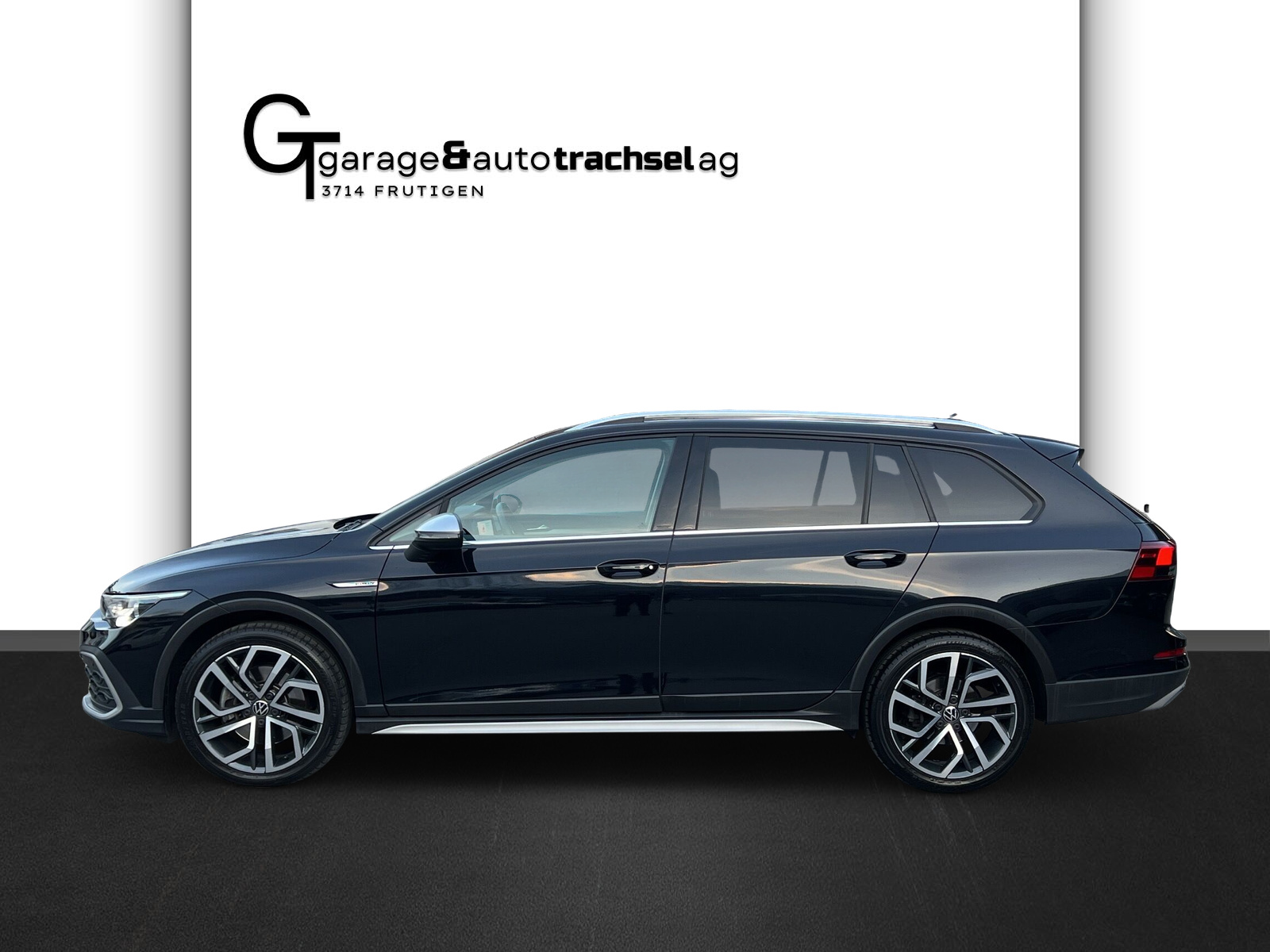 VW Golf 2.0 TDI Alltrack DSG 4Motion-showroom-element-1