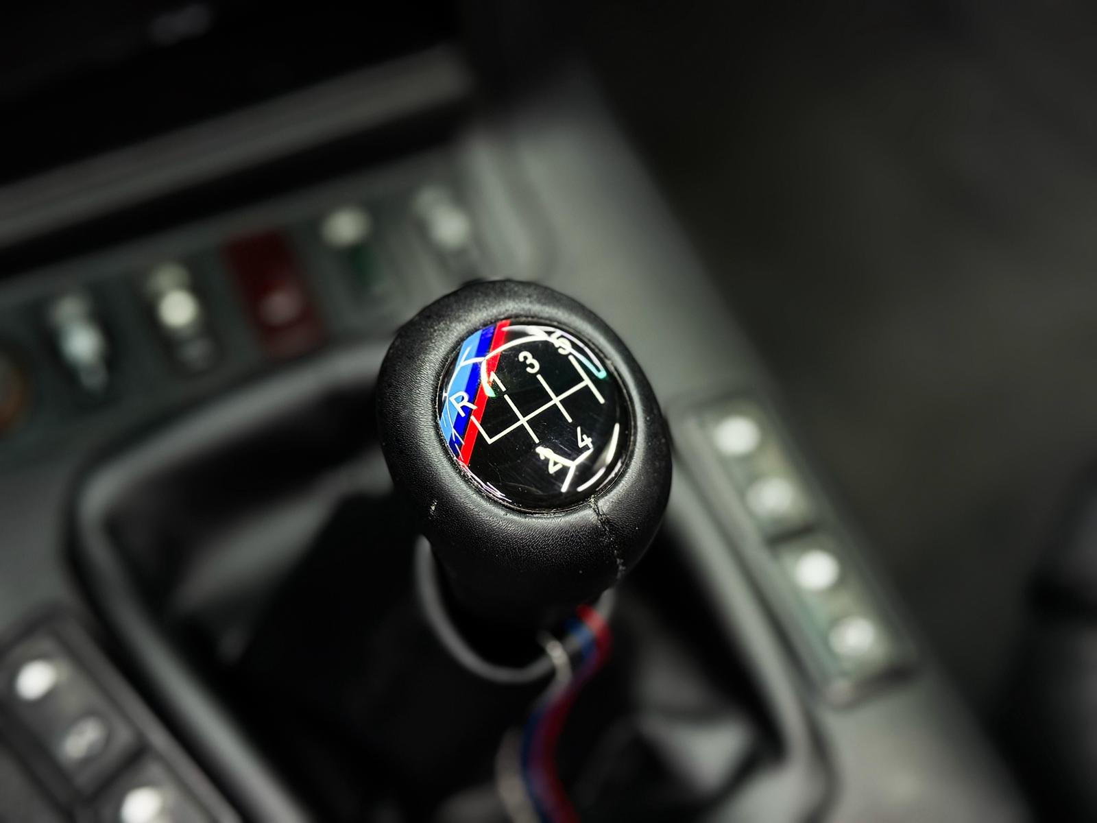 BMW 328i Cabrio M Sport-image-22
