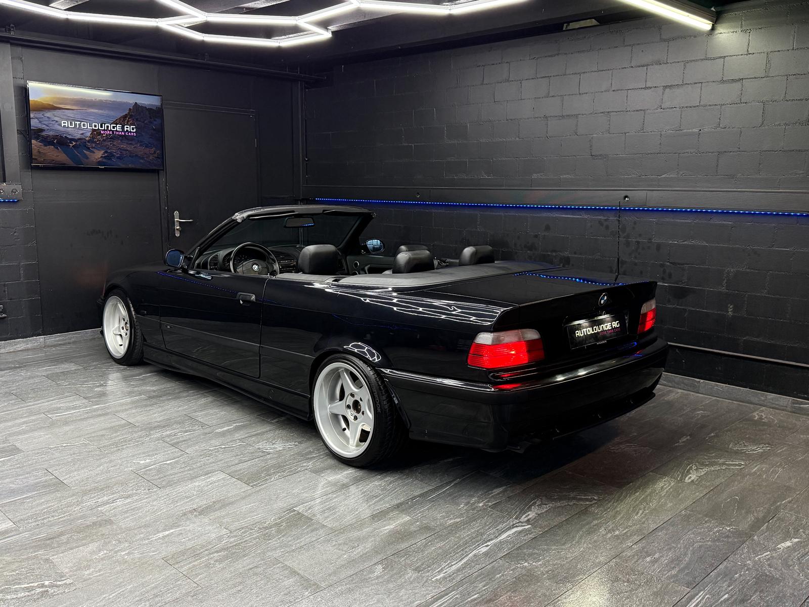 BMW 328i Cabrio M Sport-image-6