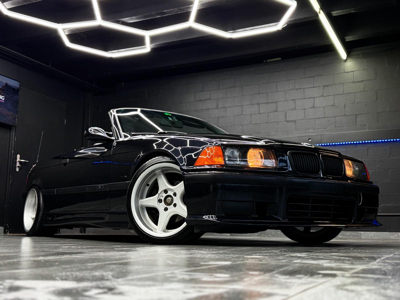 BMW 328i Cabrio M Sport-showroom-element-1