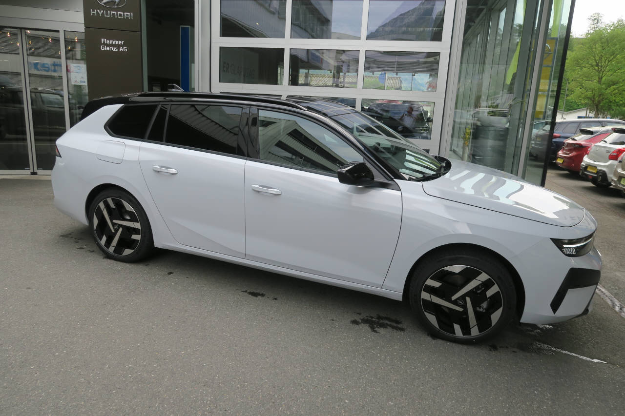 OPEL Astra-e Sports Tourer Ultimate-showroom-element-1