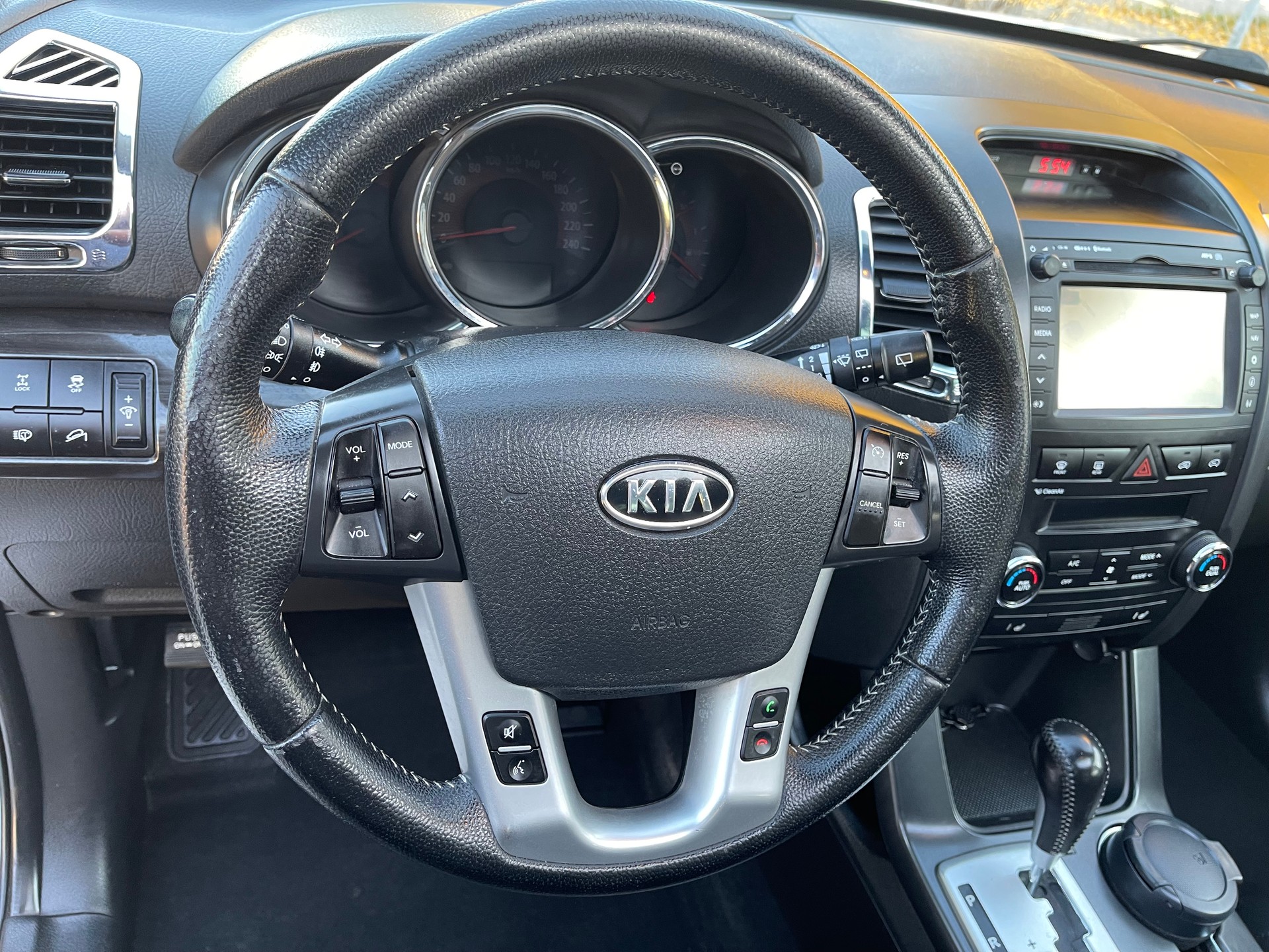 KIA Sorento 2.2 CRDI Style Automatic-image-26