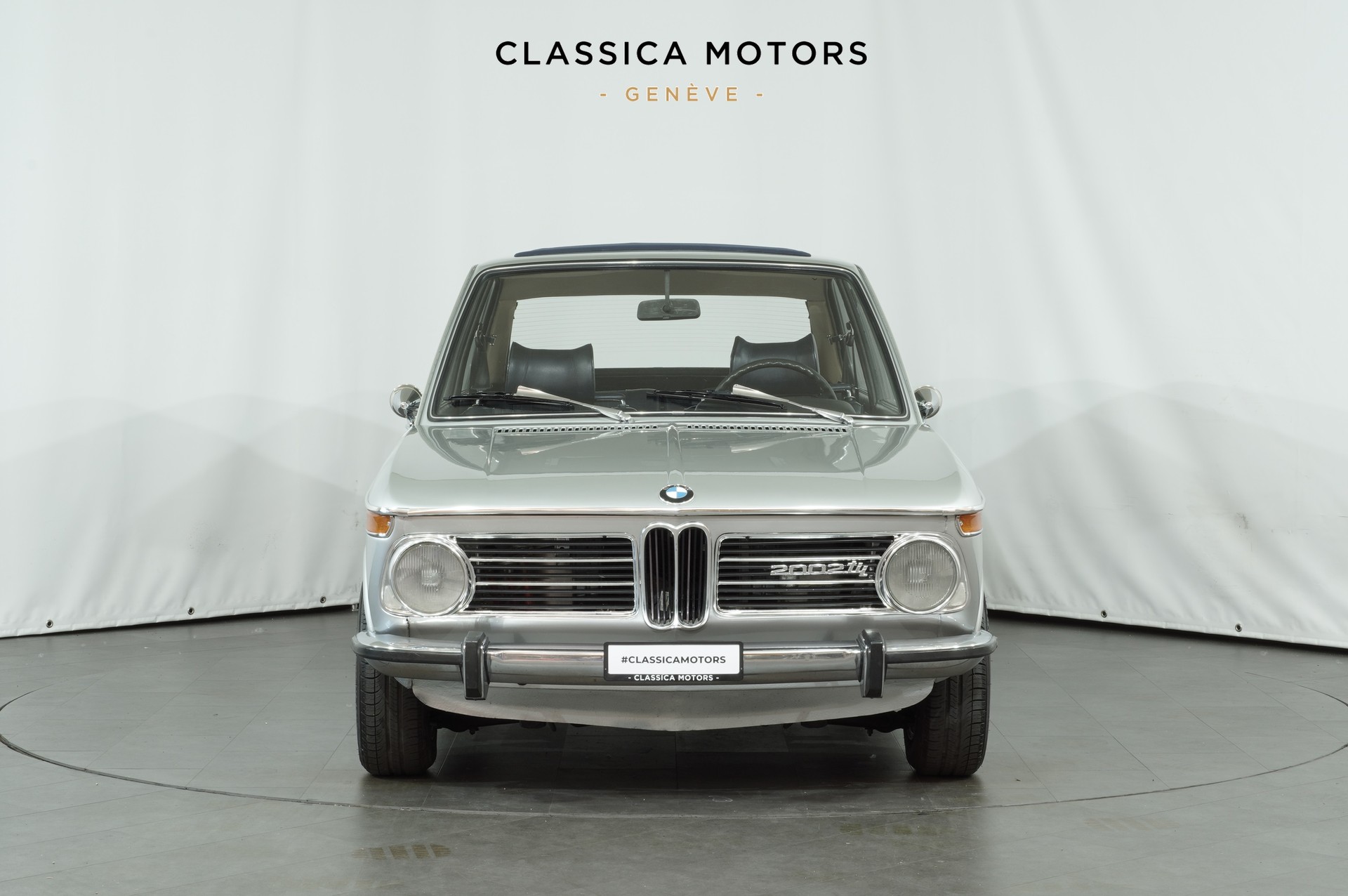 BMW Touring Tii-image-8