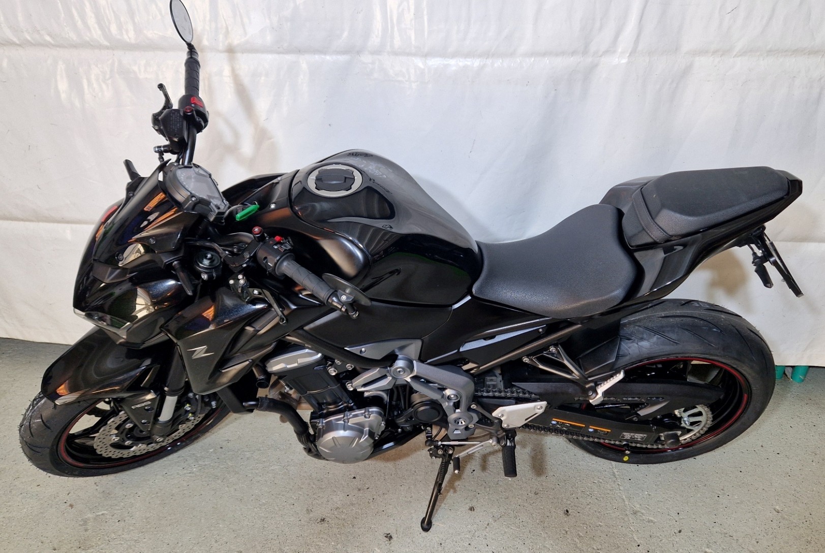 KAWASAKI Z 900 (35kW), Black Edition-image-14