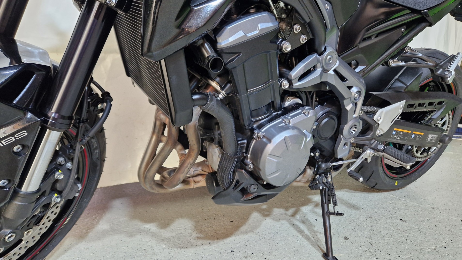 KAWASAKI Z 900 (35kW), Black Edition-image-12