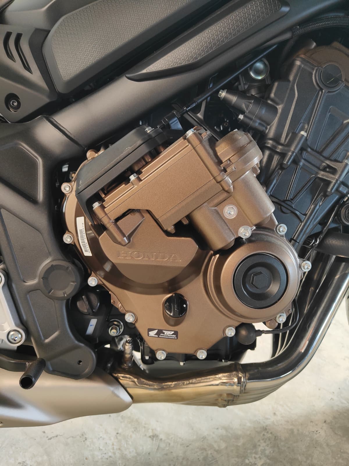 HONDA CBR 650 R E-Clutch-image-5