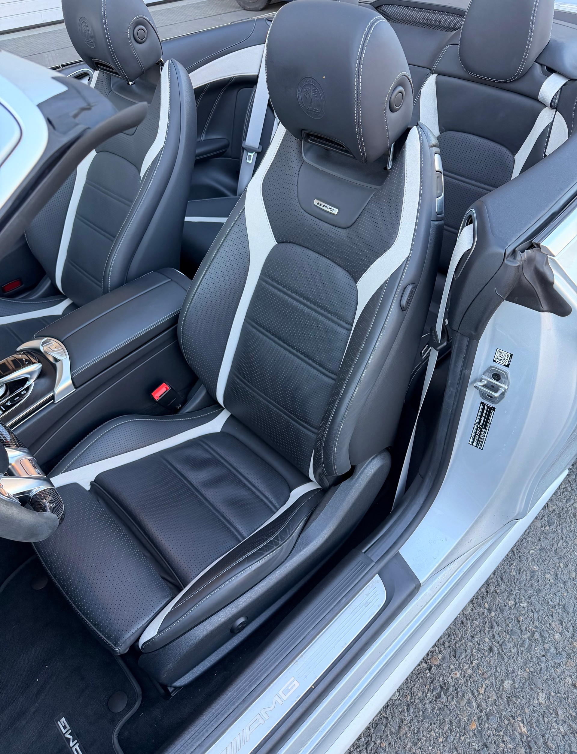 MERCEDES-BENZ C 63 S AMG 9G-tronic-image-12