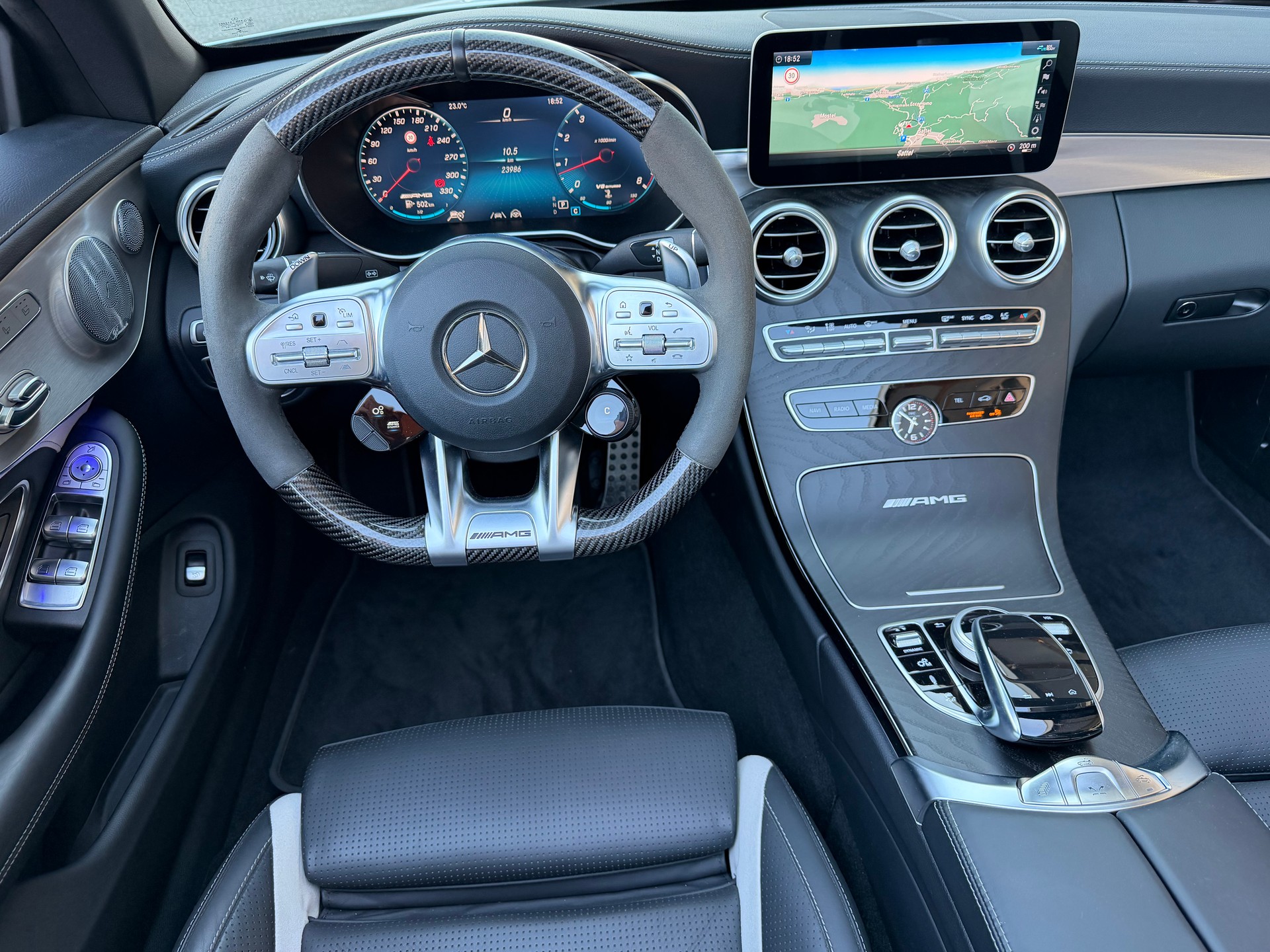 MERCEDES-BENZ C 63 S AMG 9G-tronic-image-13