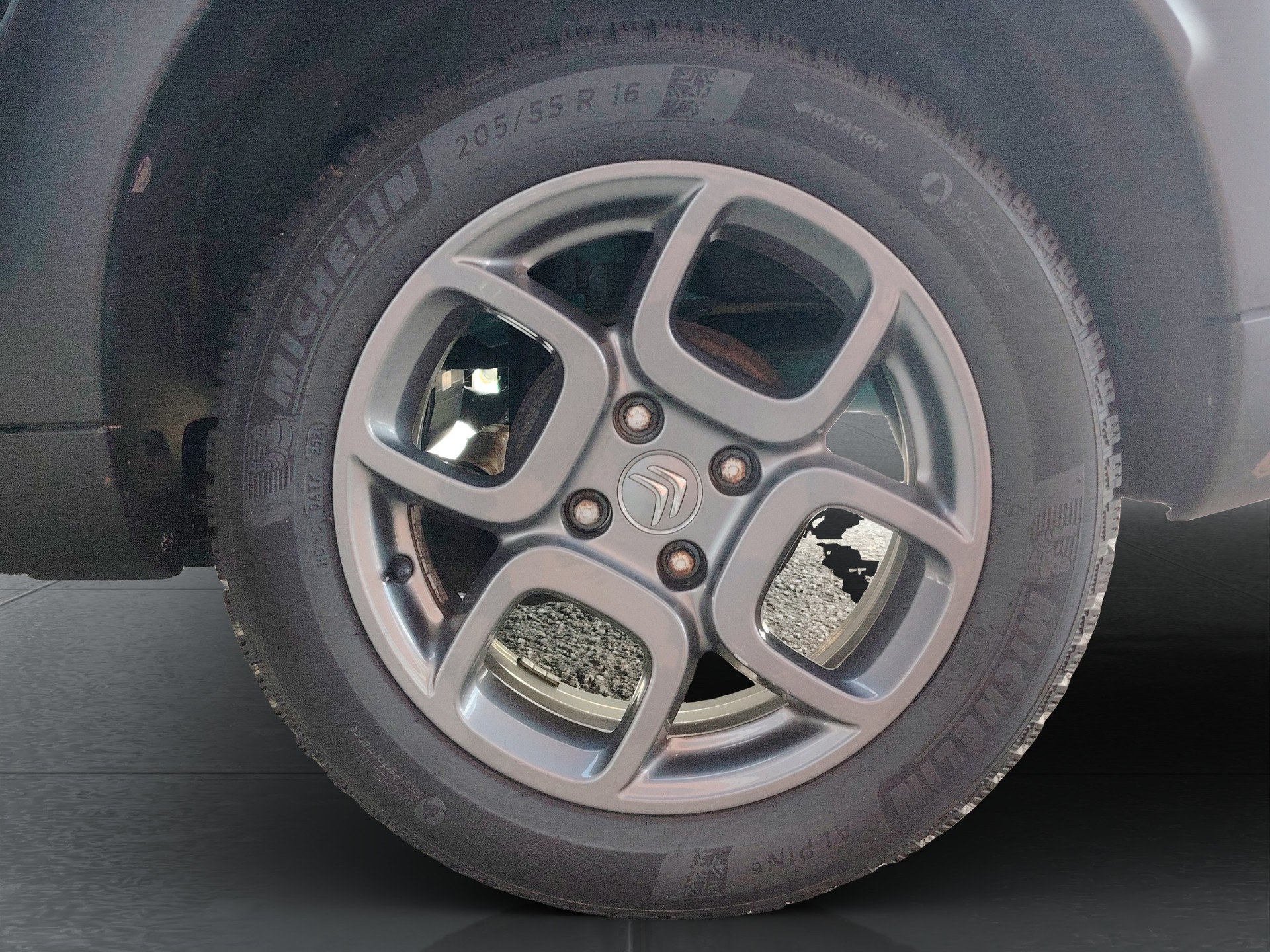 CITROEN C4 Cactus 1.2 e-VTi Shine ETG-image-14