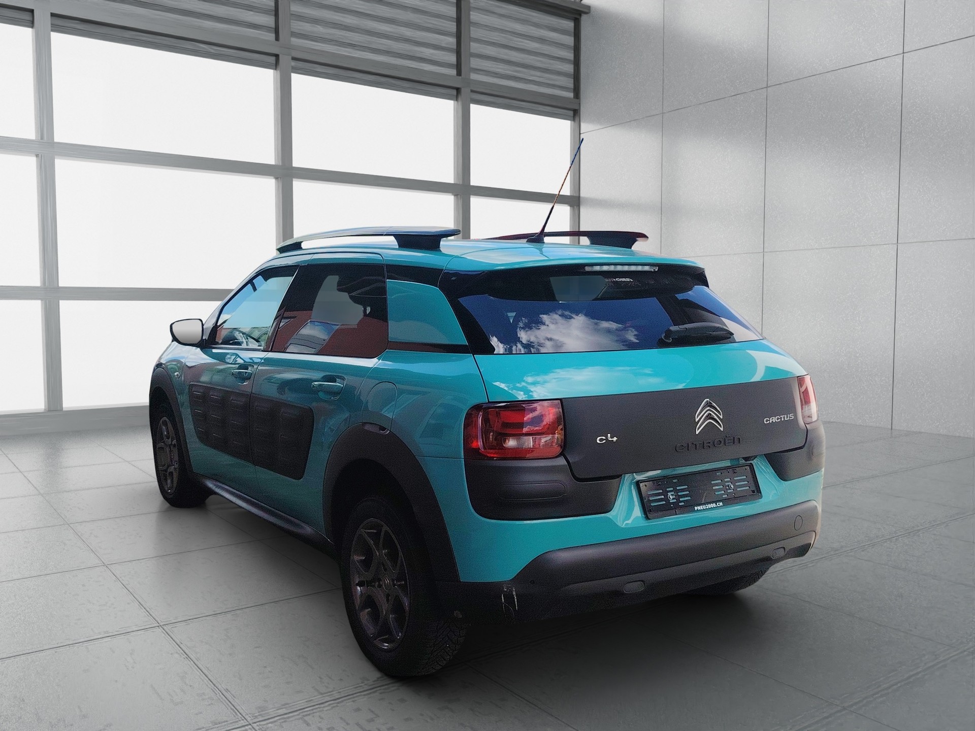 CITROEN C4 Cactus 1.2 e-VTi Shine ETG-image-2