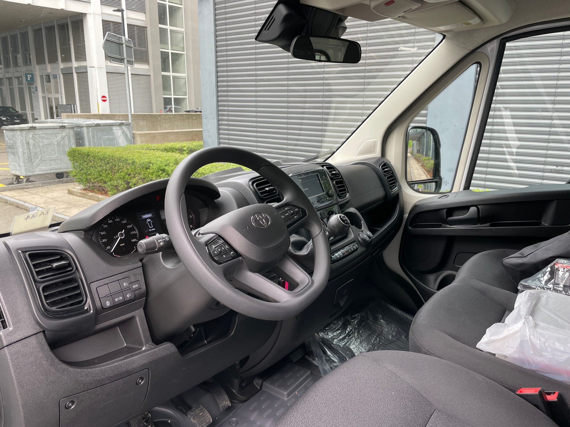 TOYOTA Proace MAX 2.2D DK Chassis mit Pritsche HD Active 3,5t L3H1 mit AHK-image-8