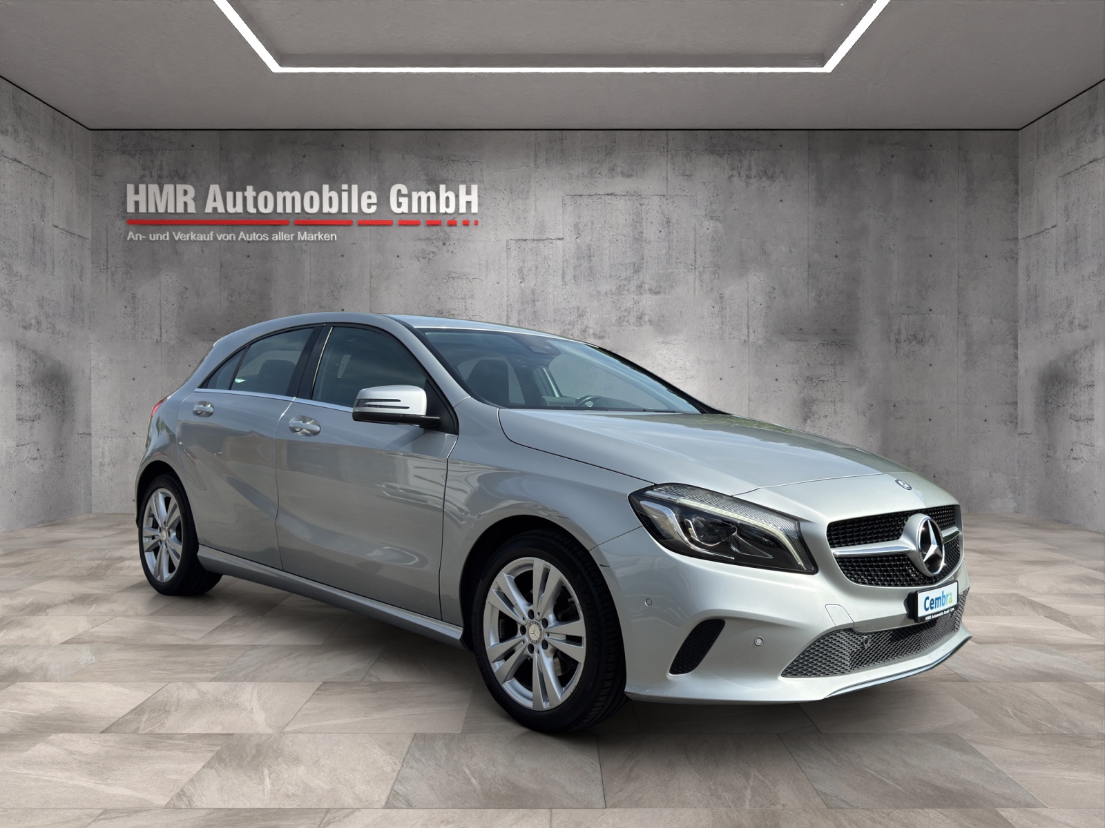 MERCEDES-BENZ A 200 Urban 7G-DCT