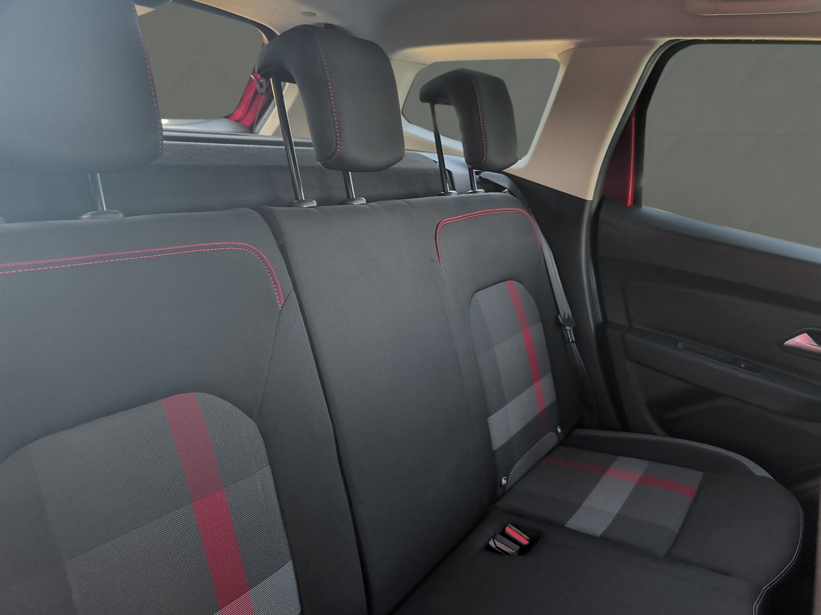 DACIA Duster SCe 115 Ultimate 4x4-image-10