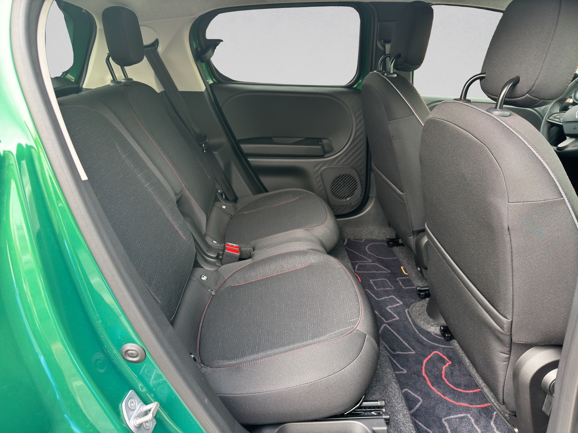 RENAULT Twingo E-Tech 27kWh Techno-image-9