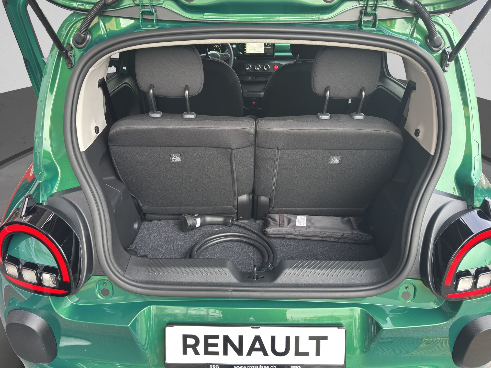 RENAULT Twingo E-Tech 27kWh Techno-image-10