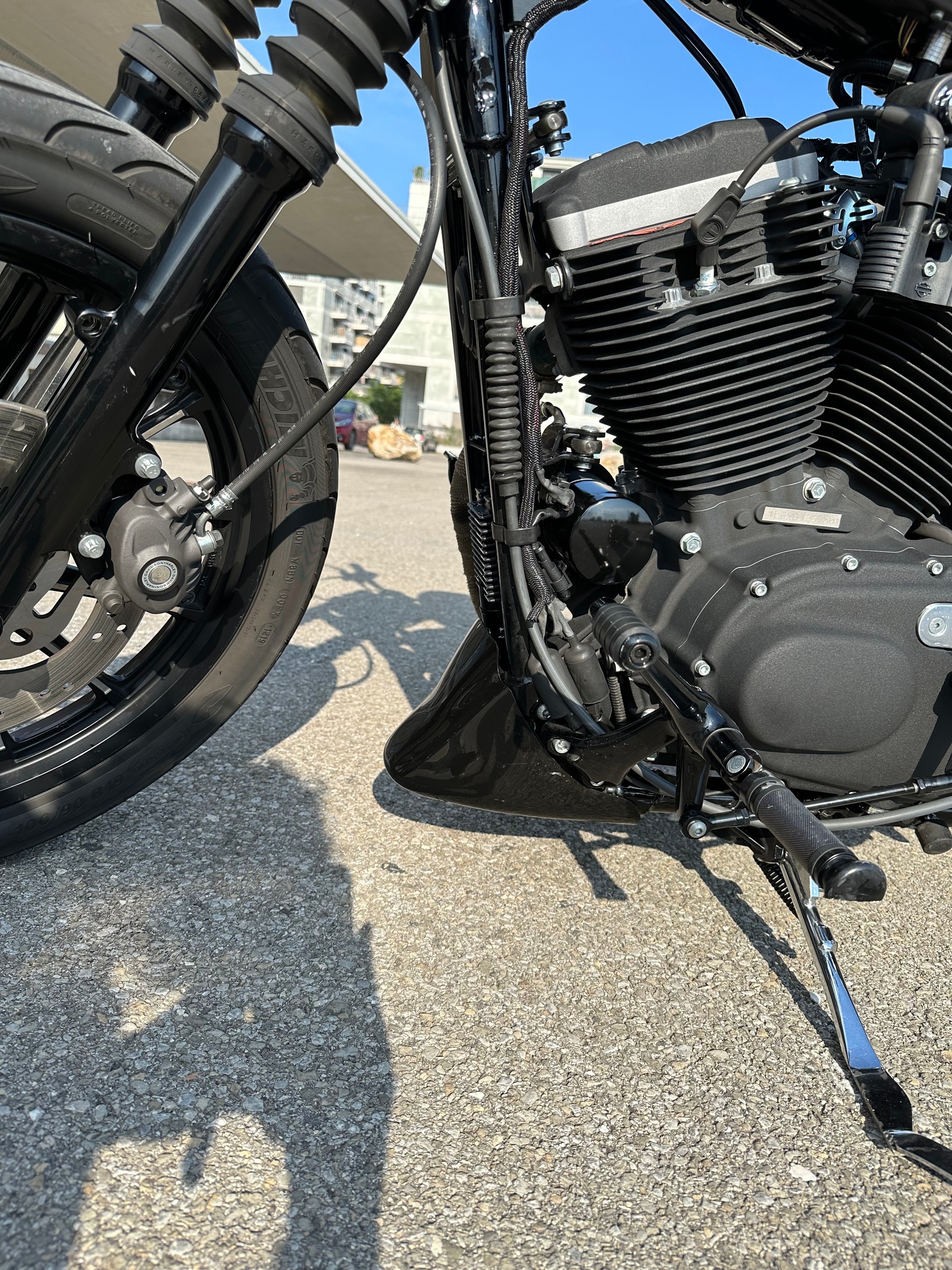 HARLEY-DAVIDSON XL 883 N Sportster Iron (25kW)-image-11