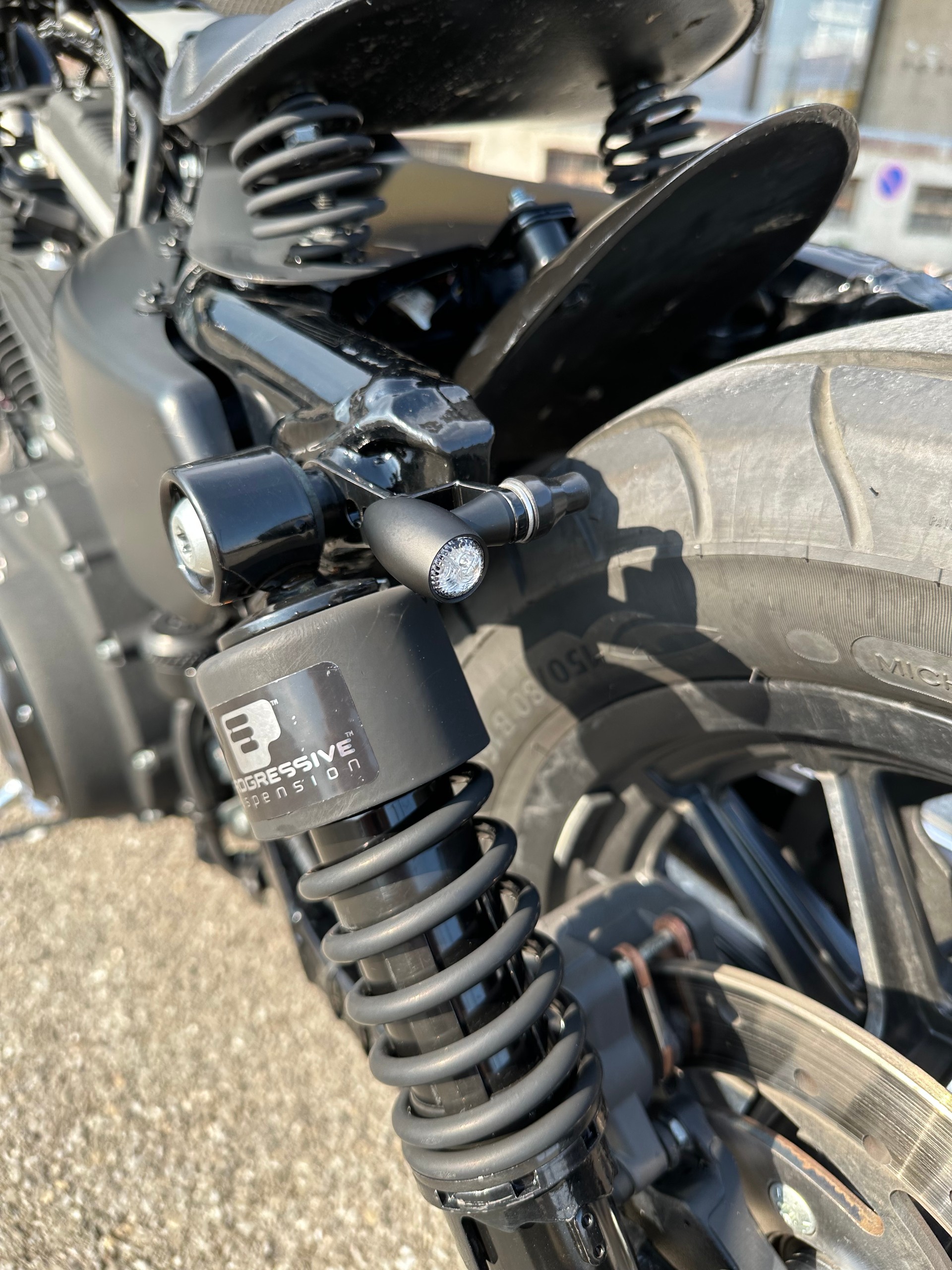 HARLEY-DAVIDSON XL 883 N Sportster Iron (25kW)-image-5
