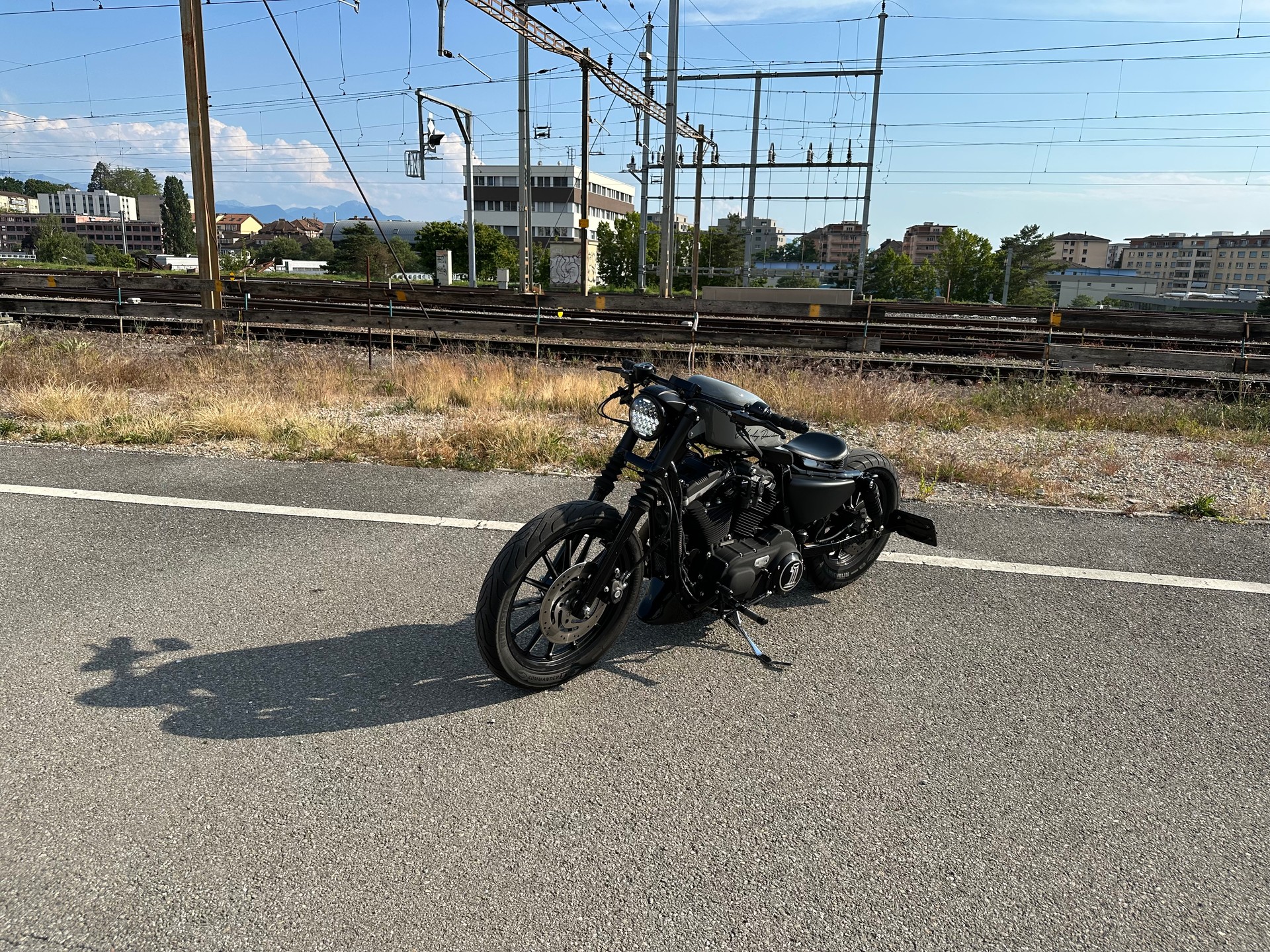 HARLEY-DAVIDSON XL 883 N Sportster Iron (25kW)-image-2
