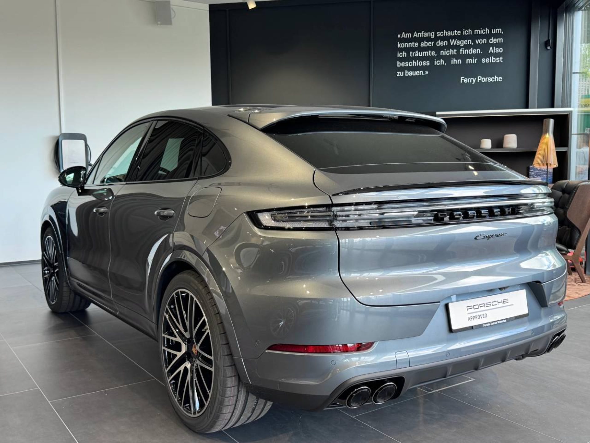 PORSCHE Cayenne E-Hybrid Coupé Black Edition-showroom-element-2