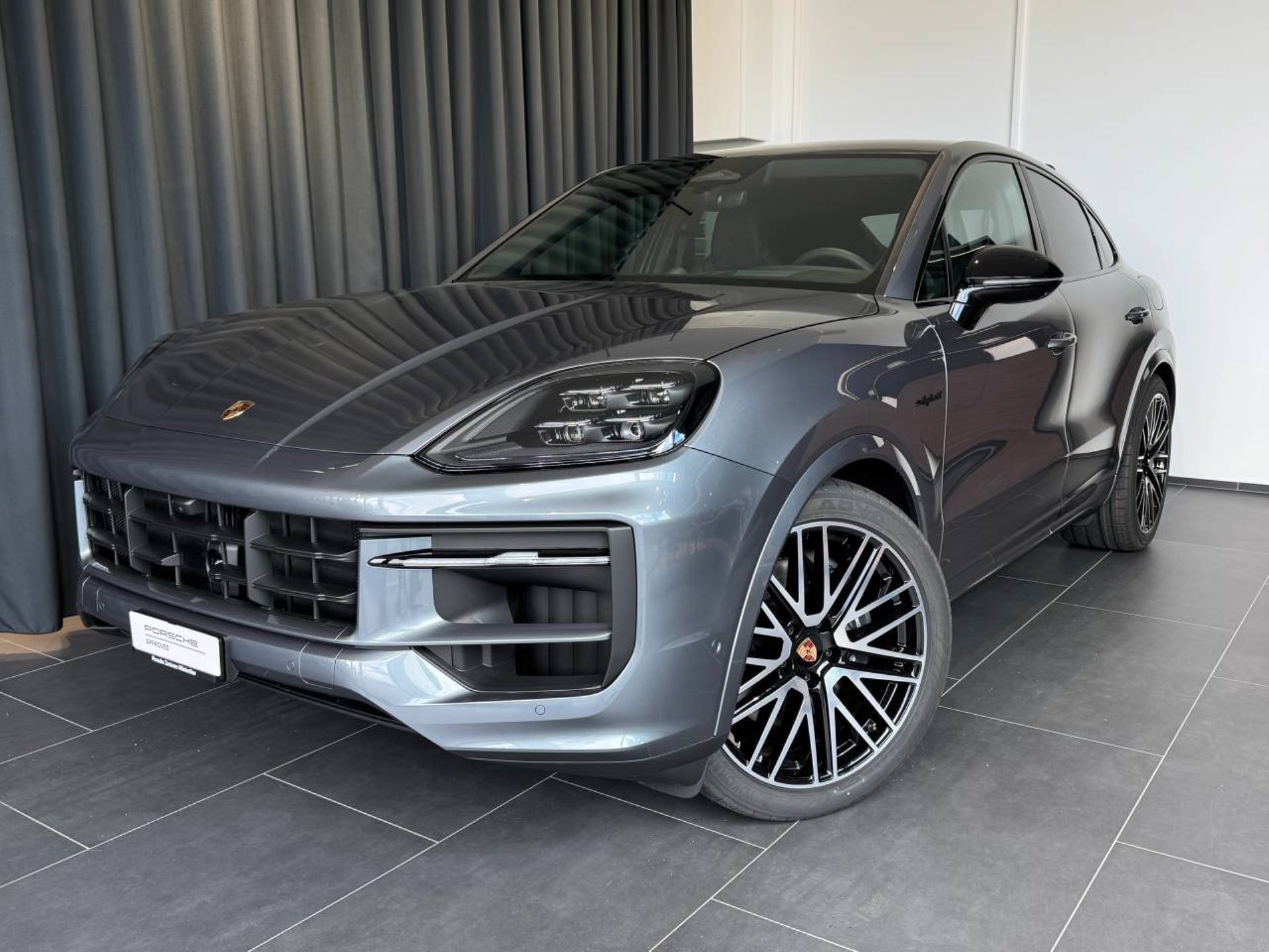 PORSCHE Cayenne E-Hybrid Coupé Black Edition