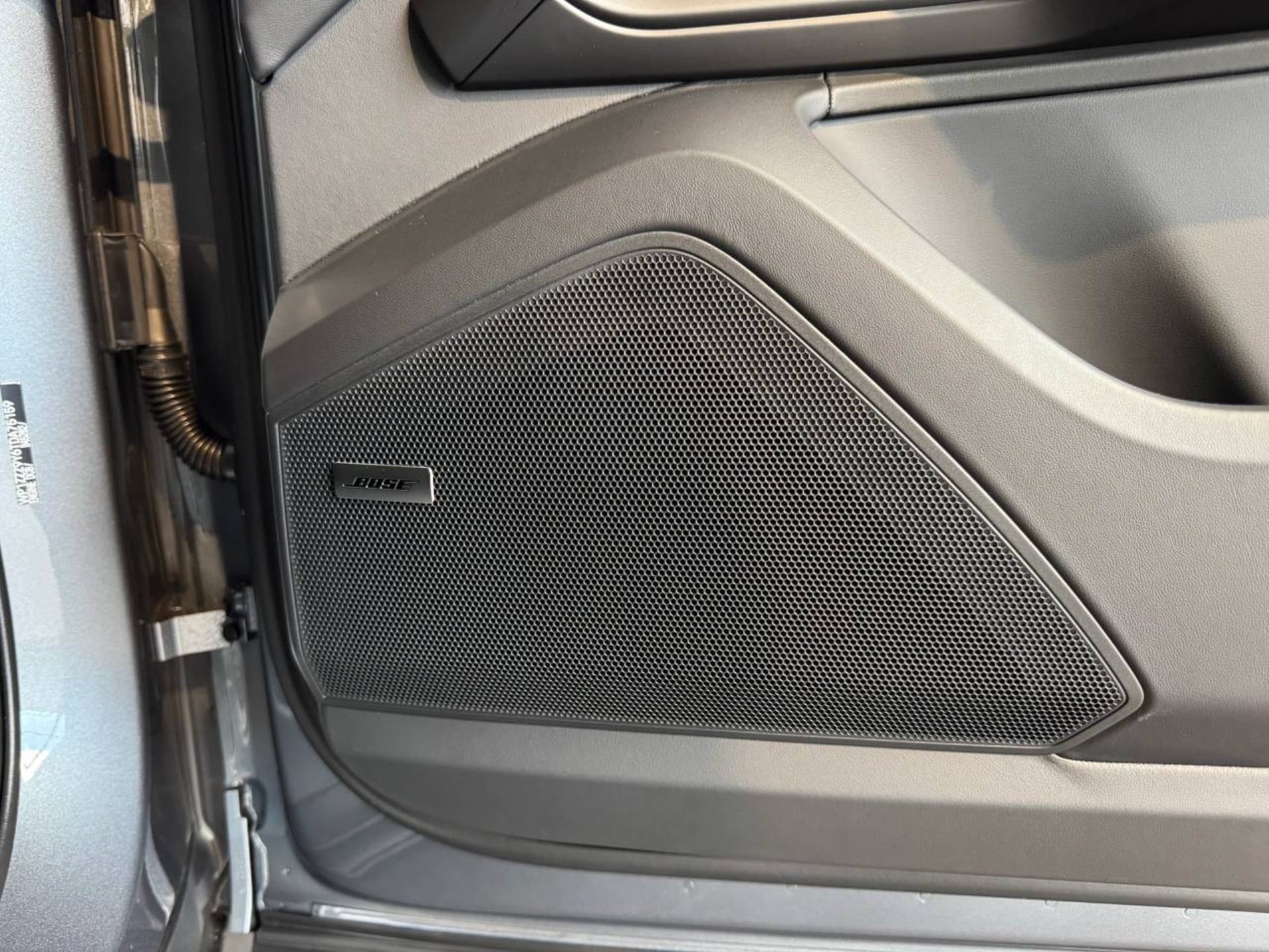PORSCHE Cayenne E-Hybrid Coupé Black Edition-image-22