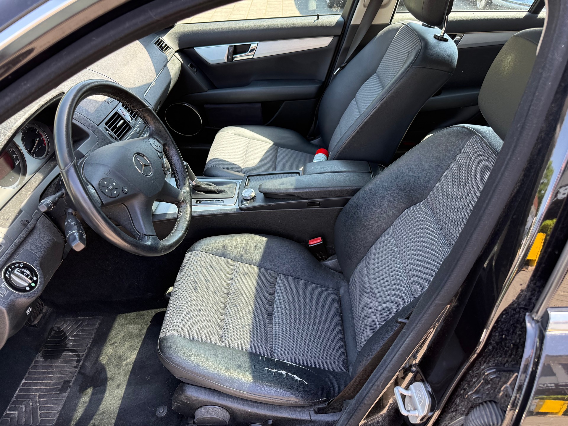 MERCEDES-BENZ C 200 Kompressor Avantgarde Automatic-image-9