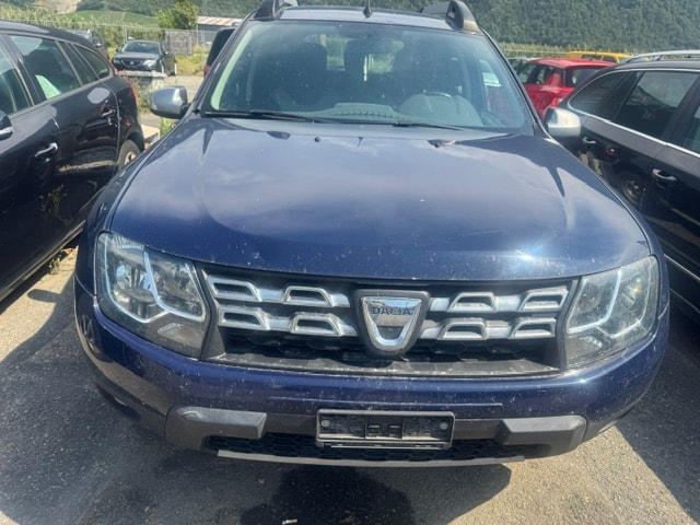DACIA Duster 1.2 T Essential 4x4-image-13