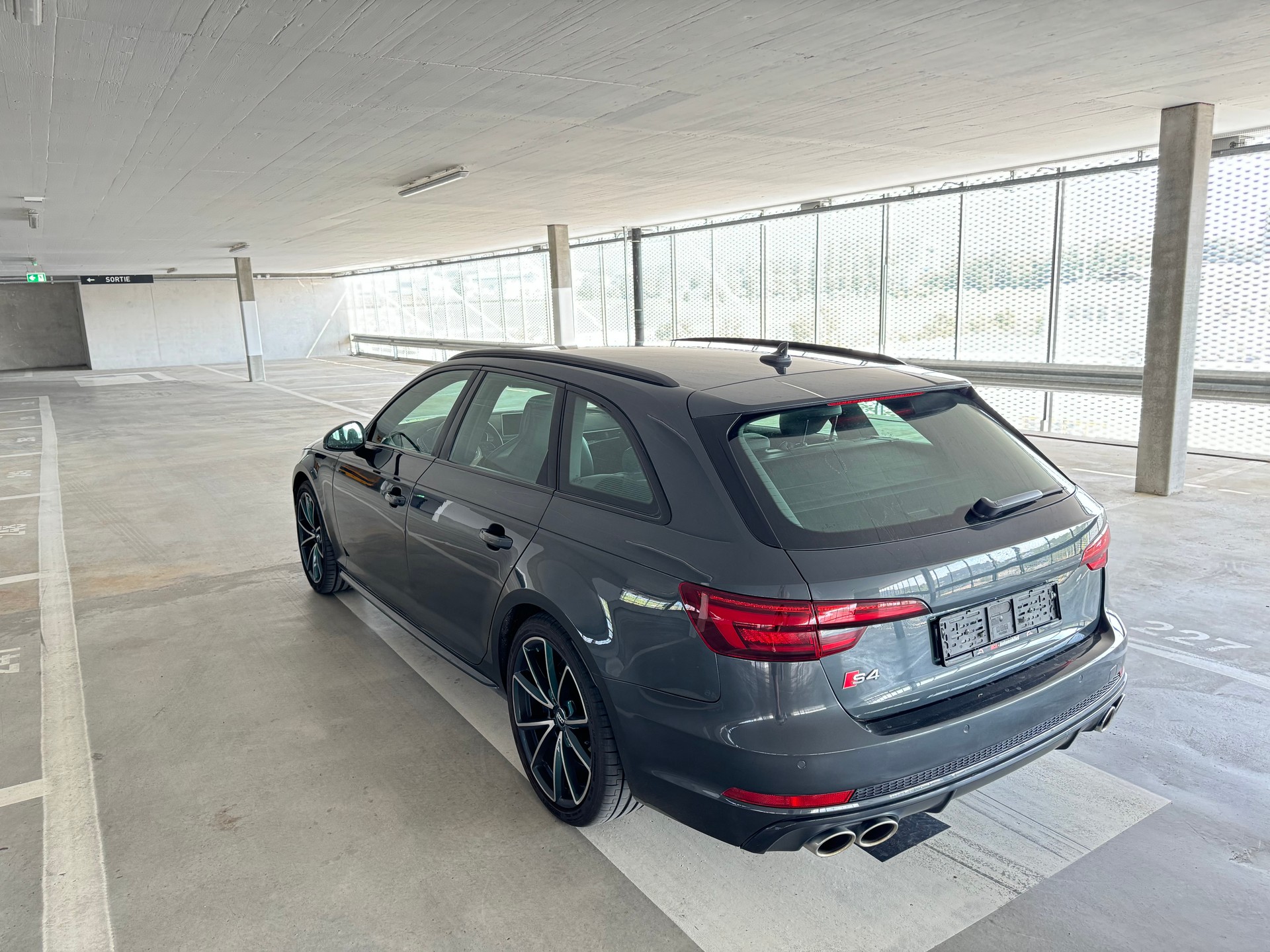 AUDI S4 Avant 3.0 TDI quattro tiptronic-image-7