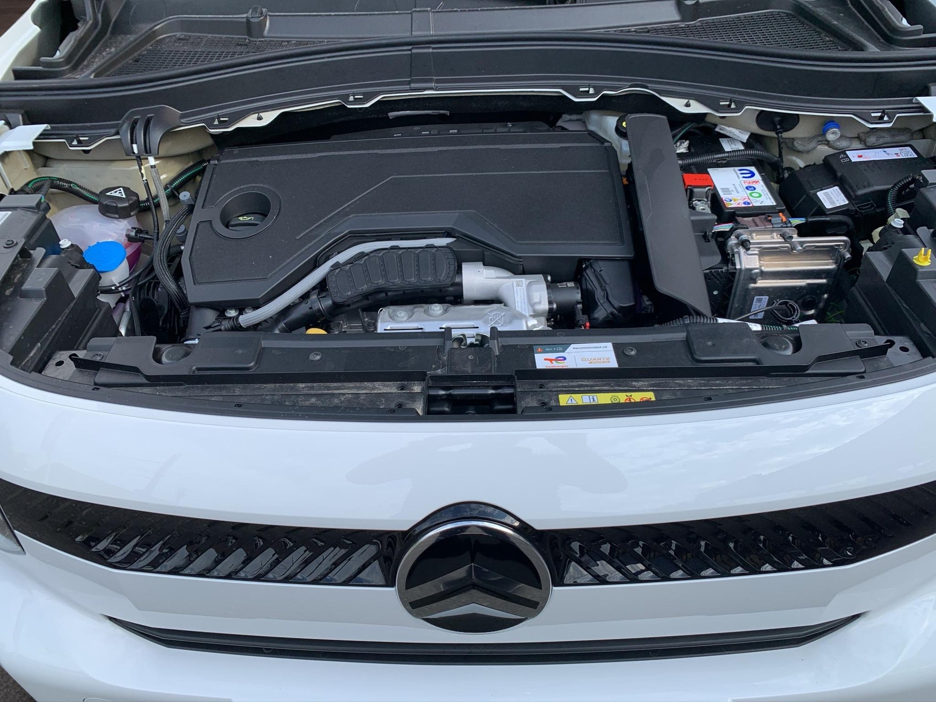 CITROEN C3 1.2 Hybrid Business-image-7