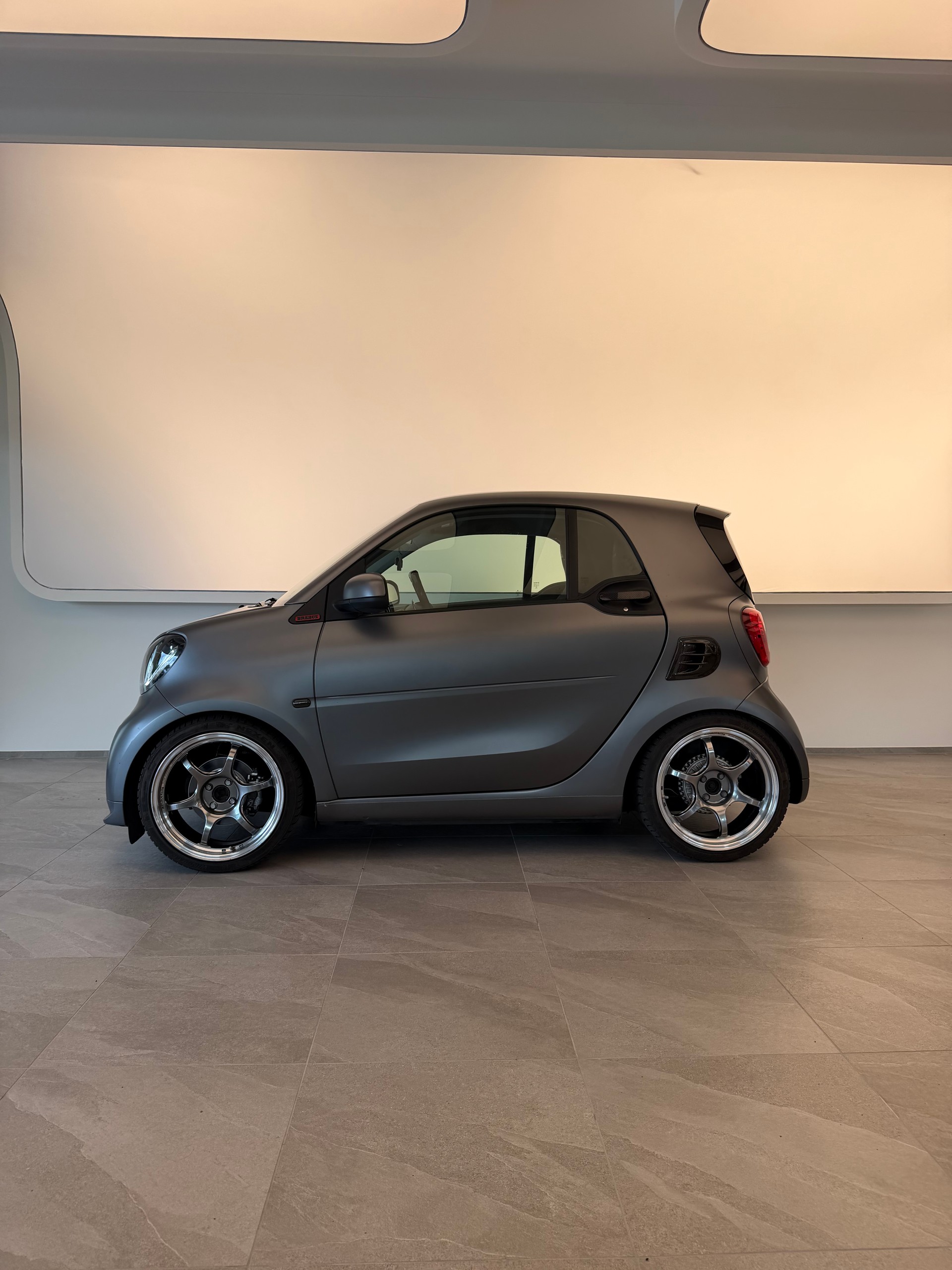 SMART fortwo Brabus Xclusive twinmatic-showroom-element-2