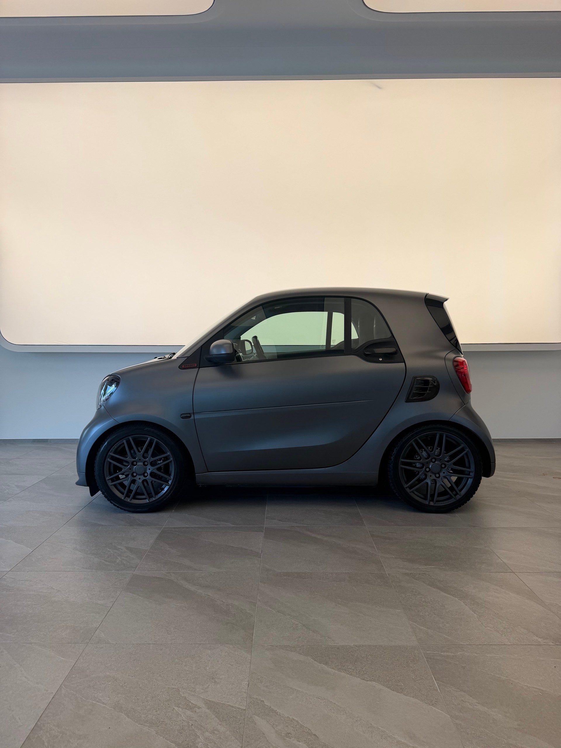 SMART fortwo Brabus Xclusive twinmatic-showroom-element-2