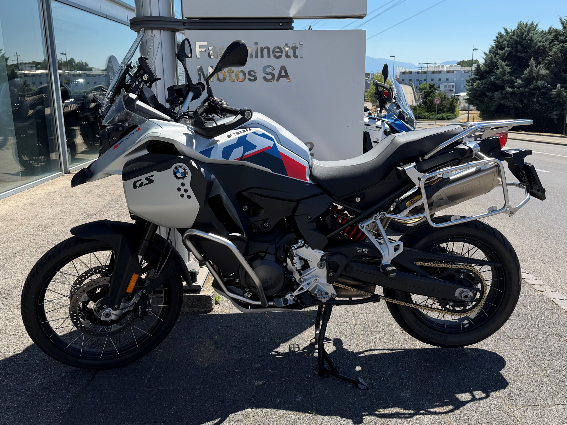 BMW F 900 GS Adventure-image-1