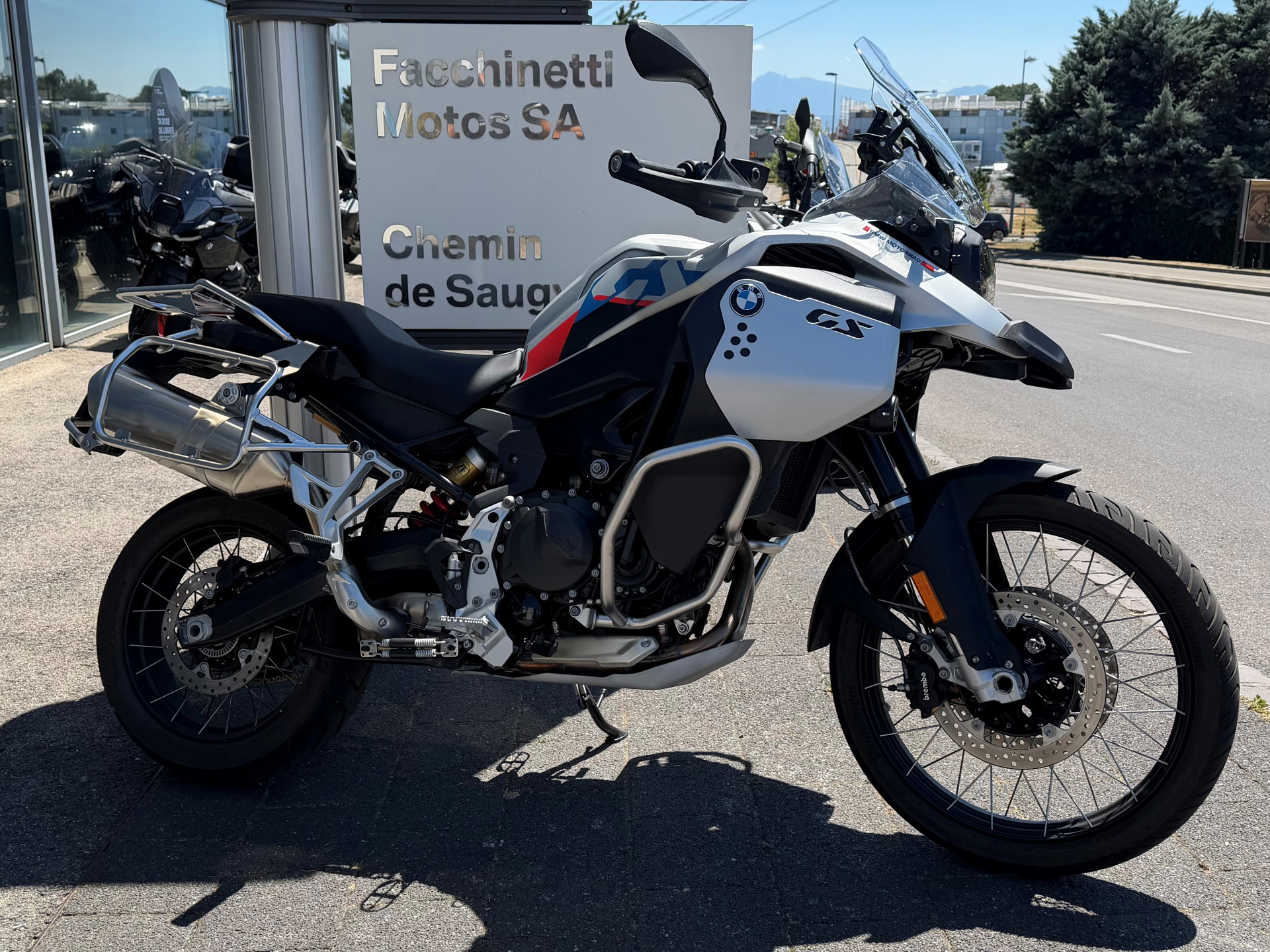 BMW F 900 GS Adventure-image-0